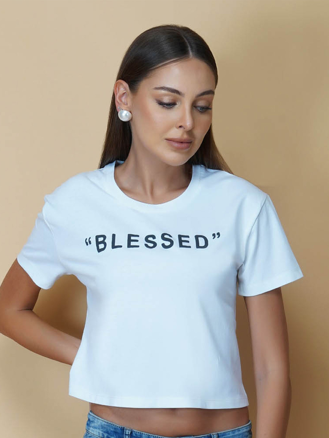 

RAASSIO Typography Round Neck Bio Finish Crop T-shirt, White