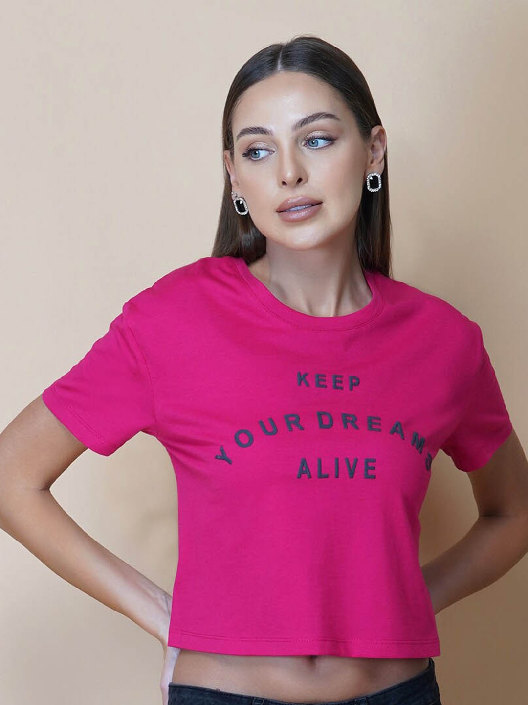 

RAASSIO Typography Round Neck Bio Finish Crop T-shirt, Pink