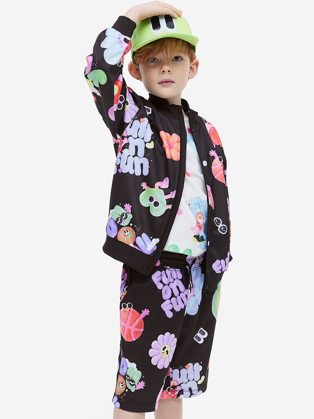 

H&M Boys Printed Shorts, Black