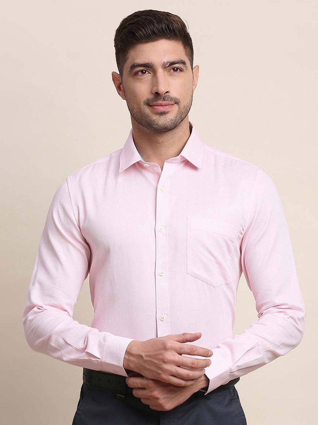 

INVICTUS Slim Fit Self Design Spread Collar Pure Cotton Formal Shirt, Pink