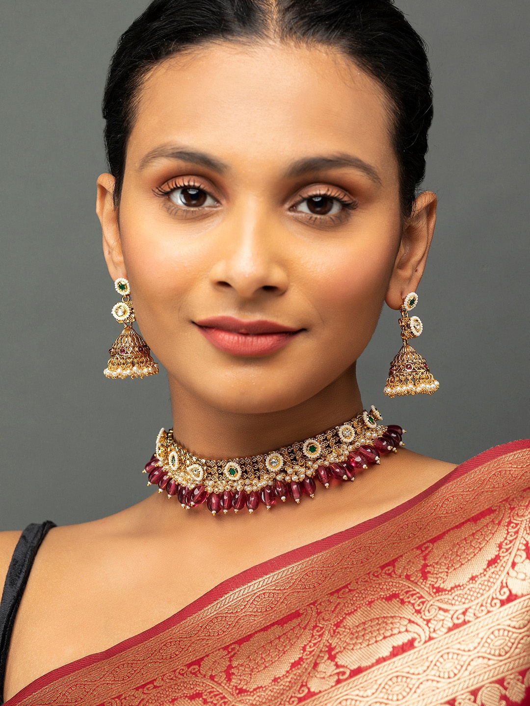 

Priyaasi Floral Beaded Pearl Gold-Plated Choker Jewellery Set