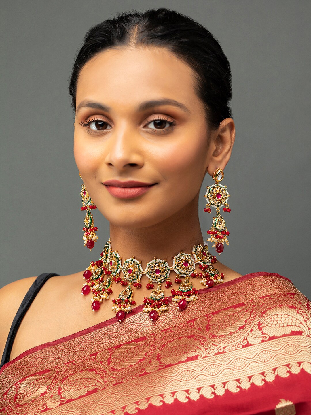 

Priyaasi Gold-Plated Floral Kundan Studded Choker Jewellery Set, Red