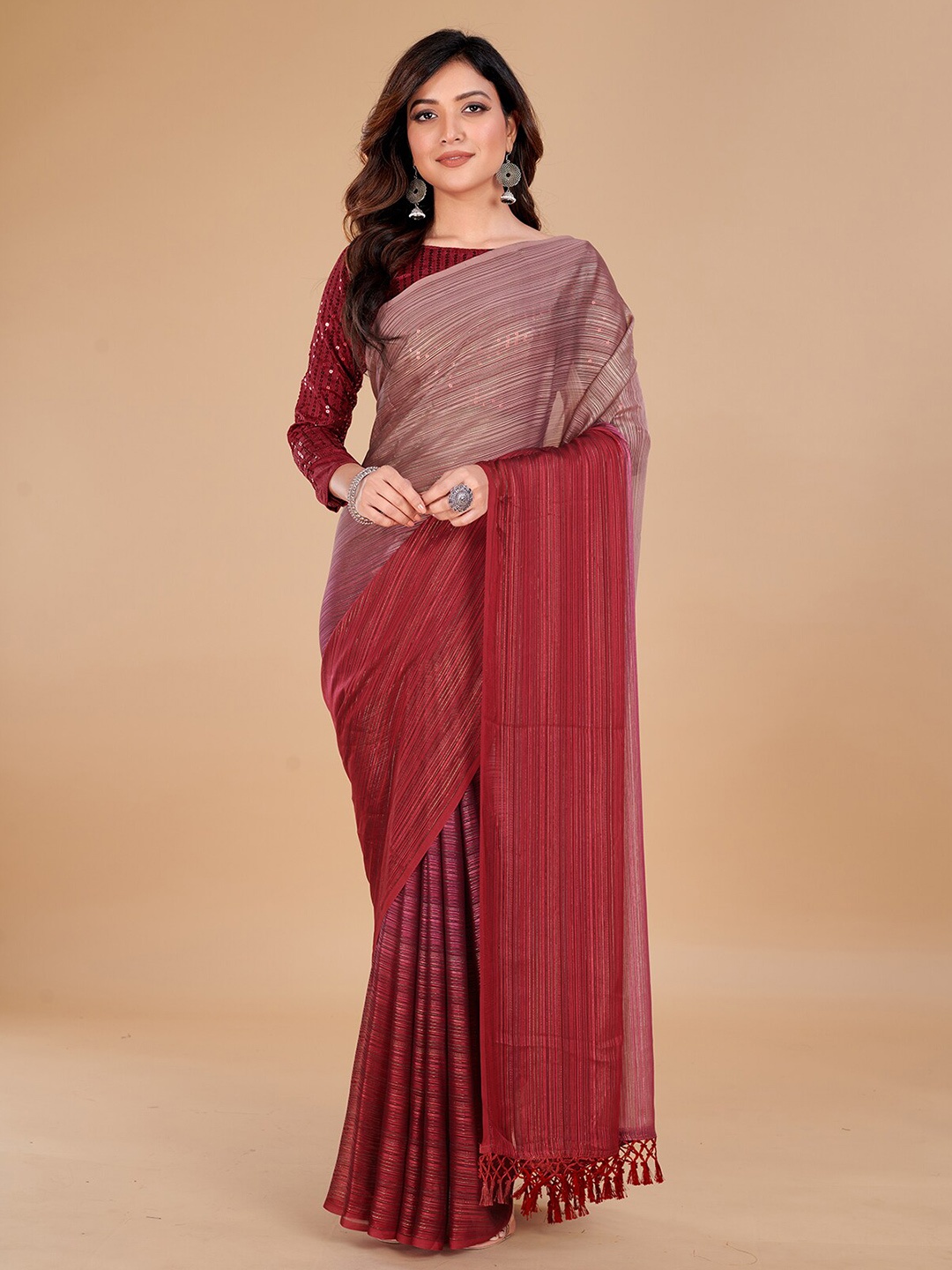 

Granthva Fab Striped Art Silk Saree, Pink