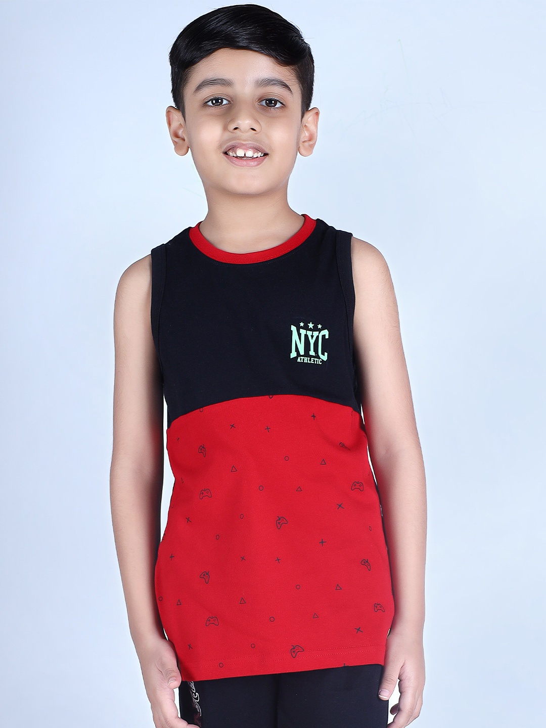 

3PIN Boys Colourblocked Sleeveless Cotton T-shirt, Red