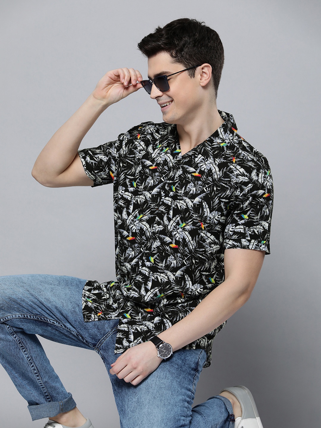 

HERE&NOW Men Slim Fit Tropical Opaque Printed Casual Shirt, Black