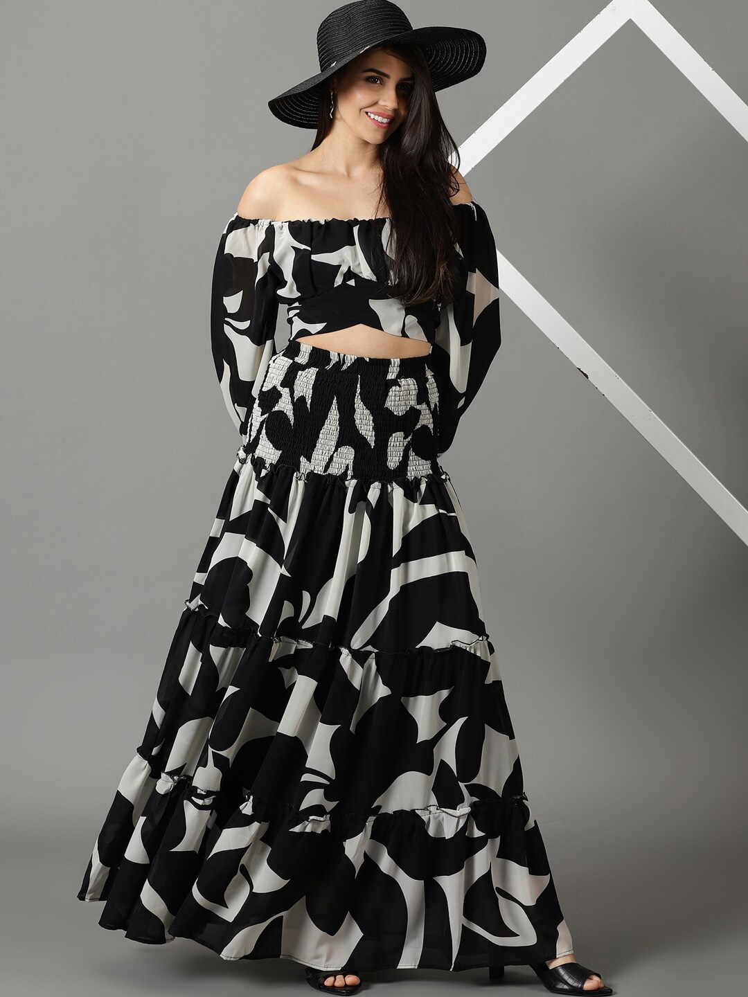 

SHOWOFF Women Printed Off-Shoulder Co-Ords, Black