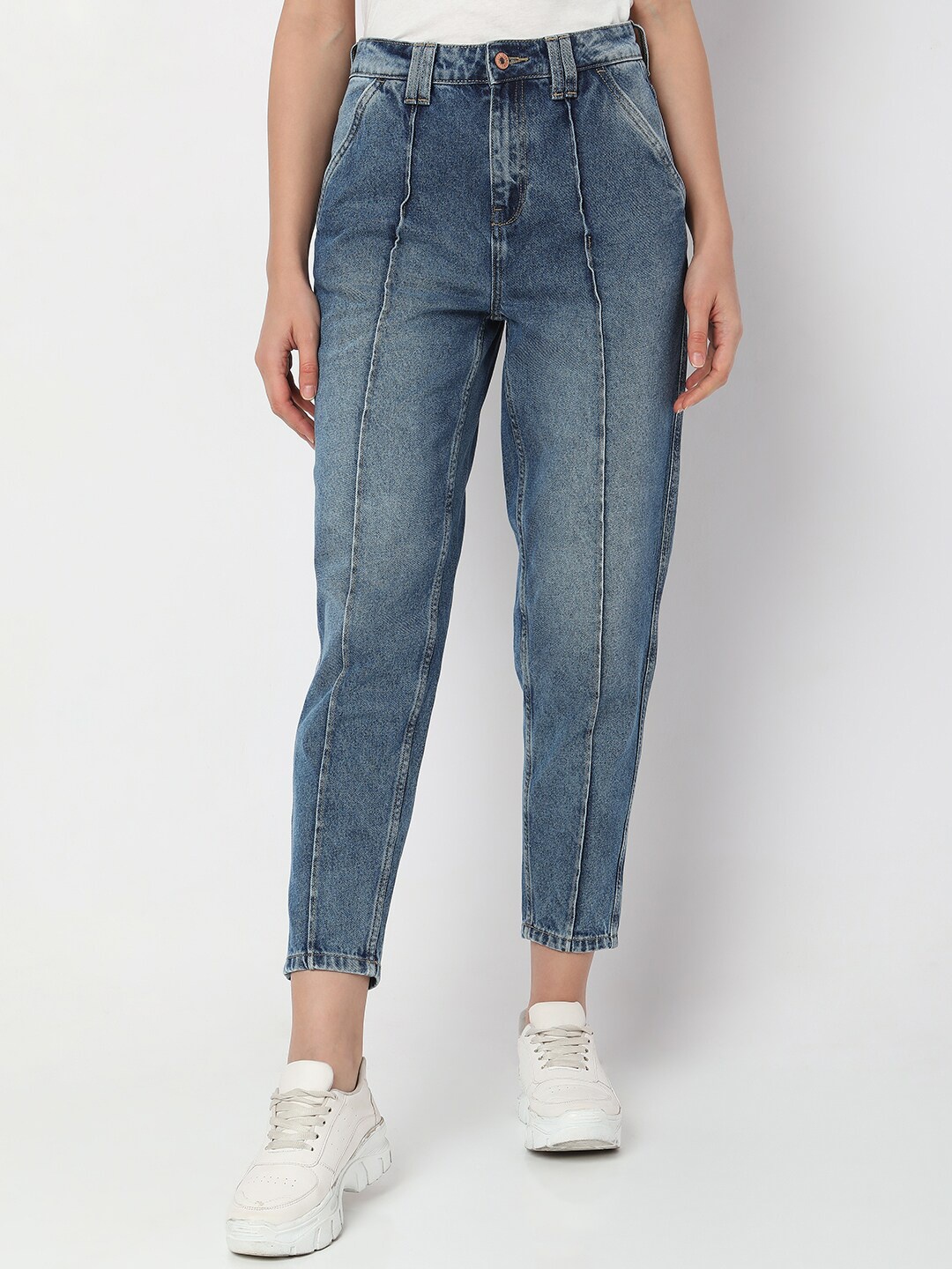 

Vero Moda Women Straight Fit High-Rise Light Fade Stretchable Jeans, Blue