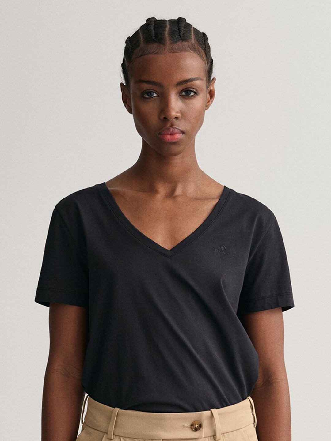 

GANT Short Sleeve V-Neck Pure Cotton T-shirt, Black
