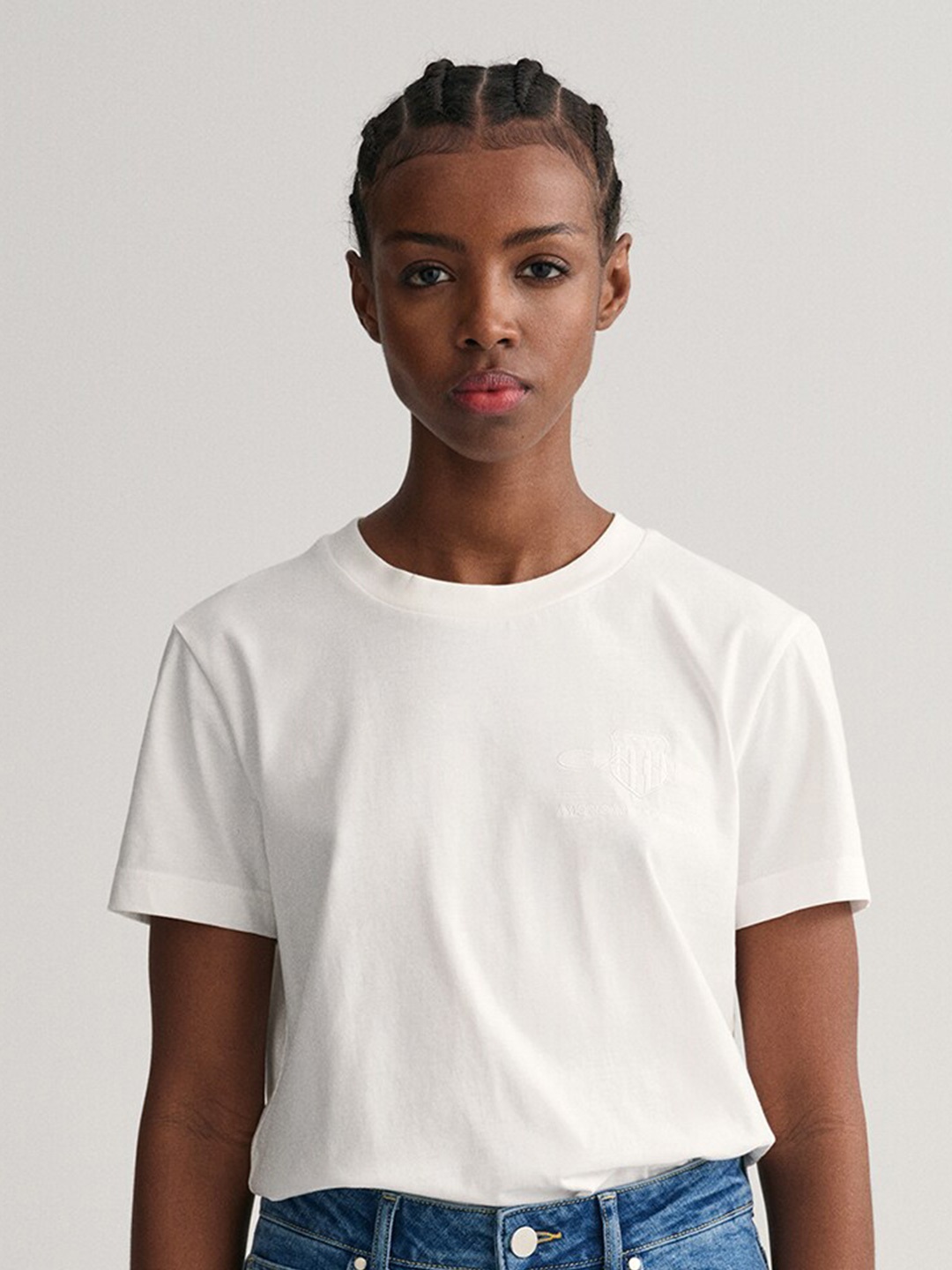 

GANT Brand Logo Embroidered Round Neck Pure Cotton T-shirt, White