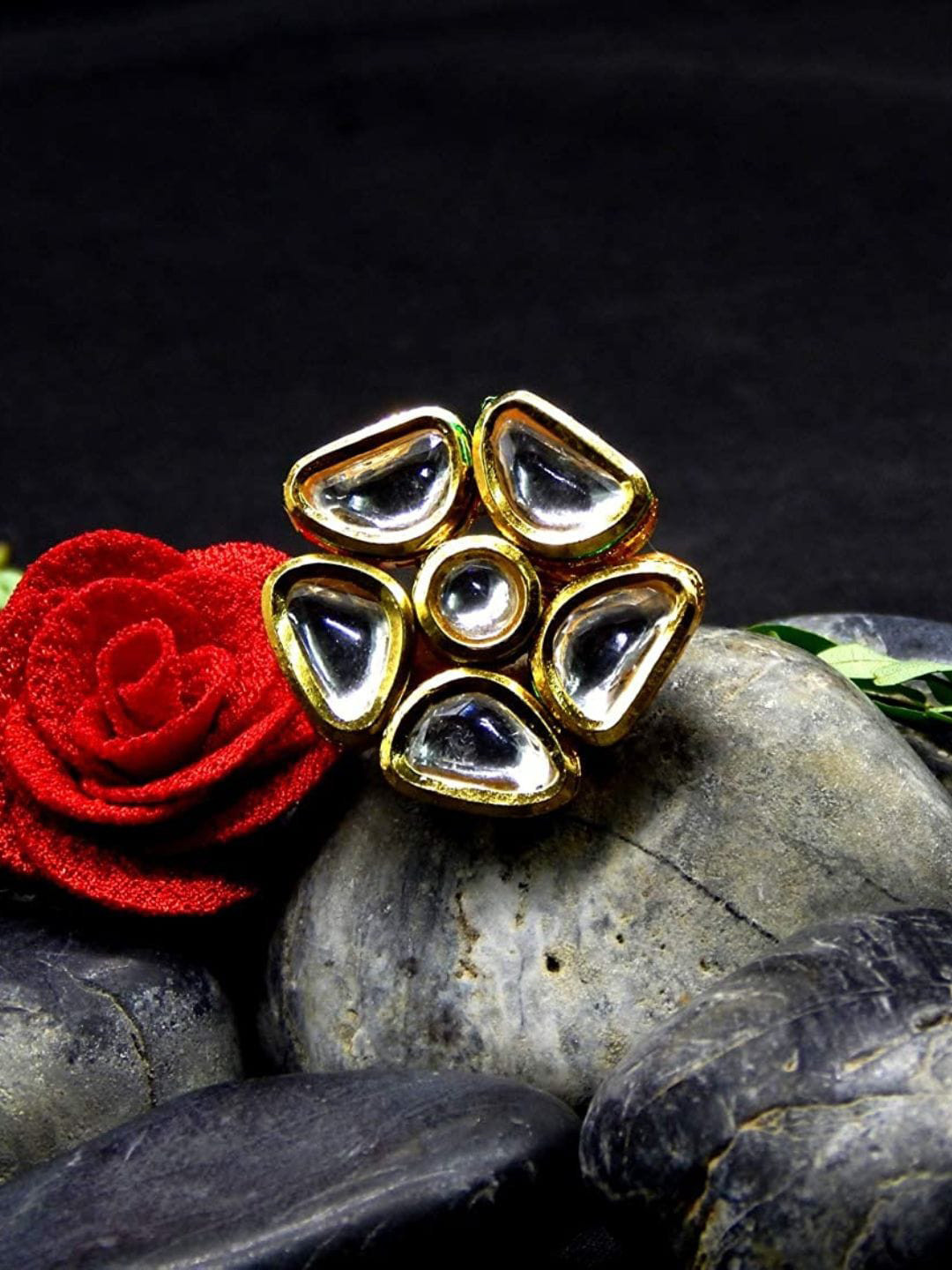 

Accessher Gold-Plated Vilandi Kundan Brooch
