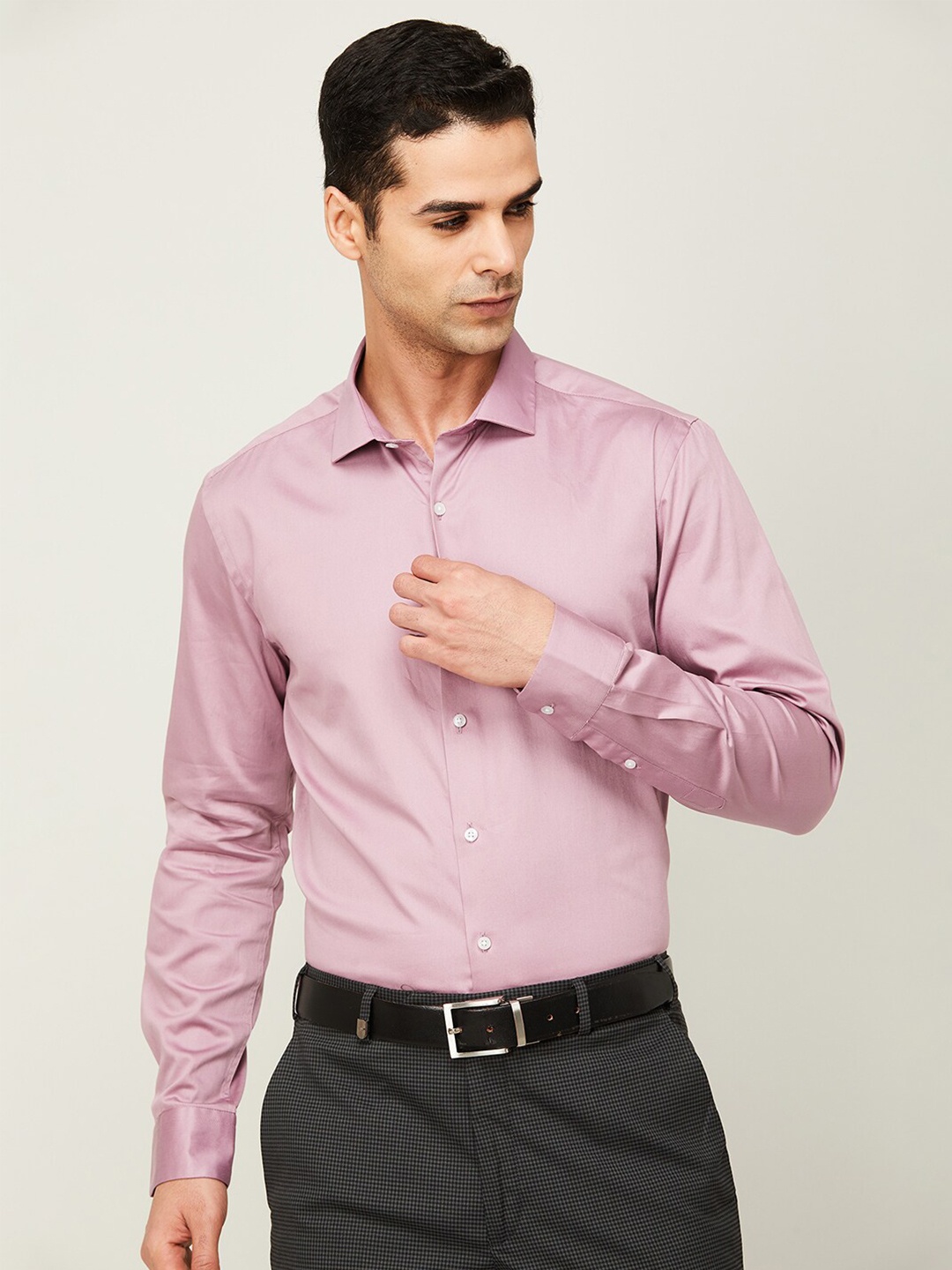 

CODE by Lifestyle Spread Collar Cotton Slim Fit Formal Shirt, Lavender