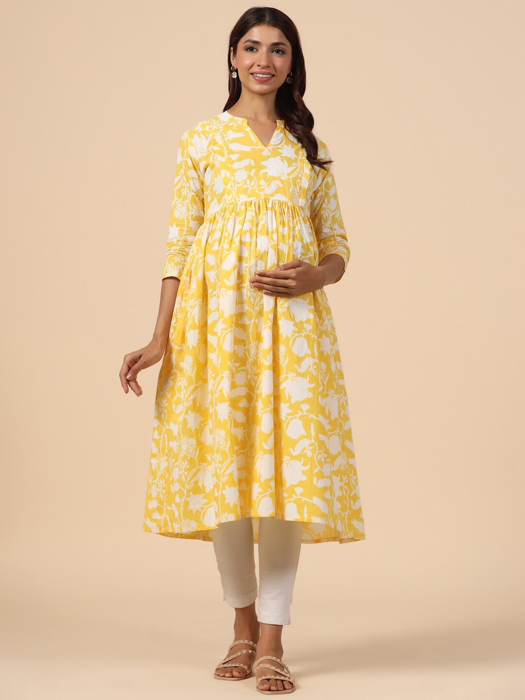 

CRAFIQA Floral Printed Maternity Mandarin Collar Pure Cotton Anarkali Kurta, Yellow