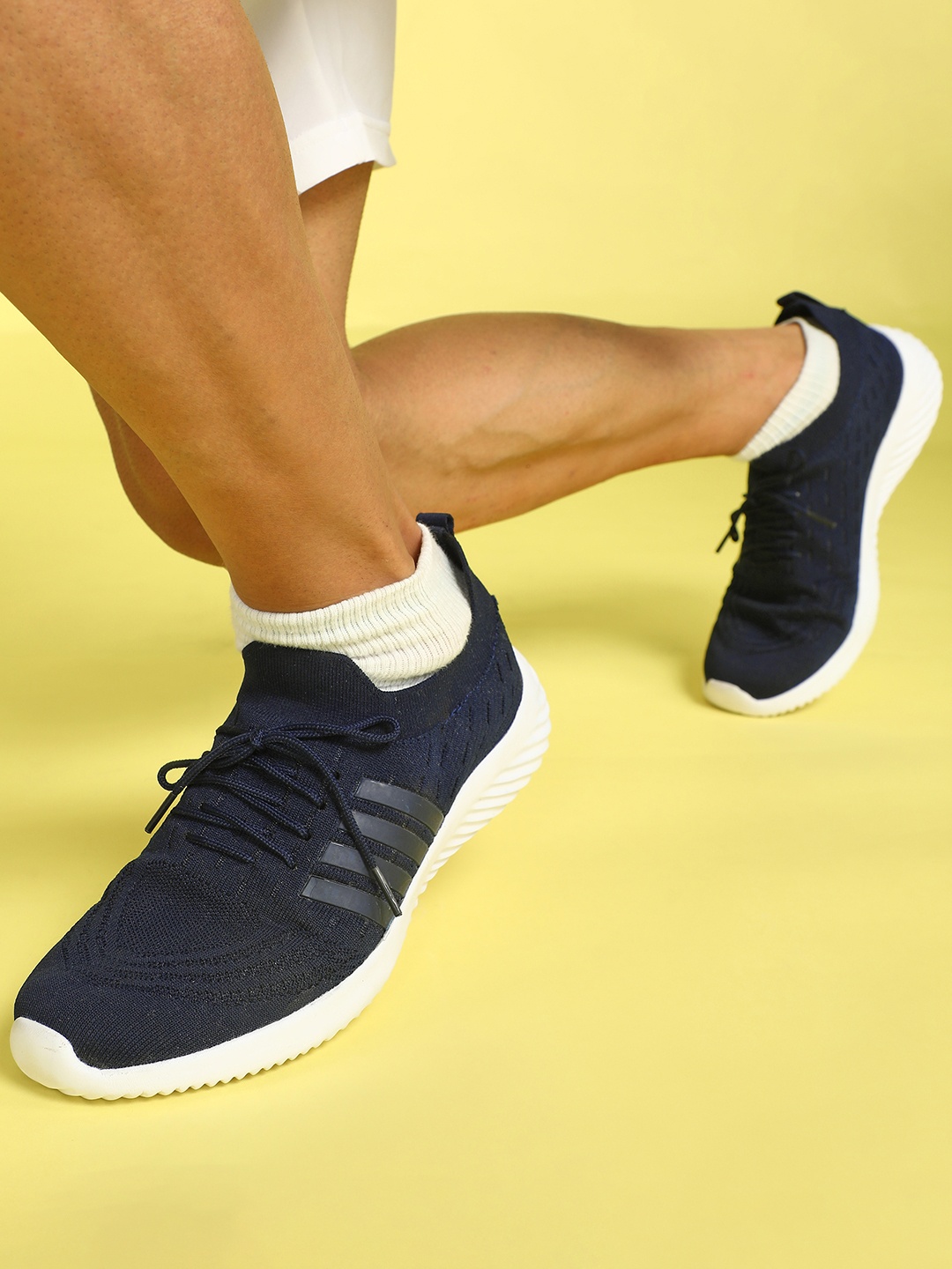 

Paragon Men Snug-Fit Anti-Skid Mesh Running Non-Marking Shoes, Navy blue