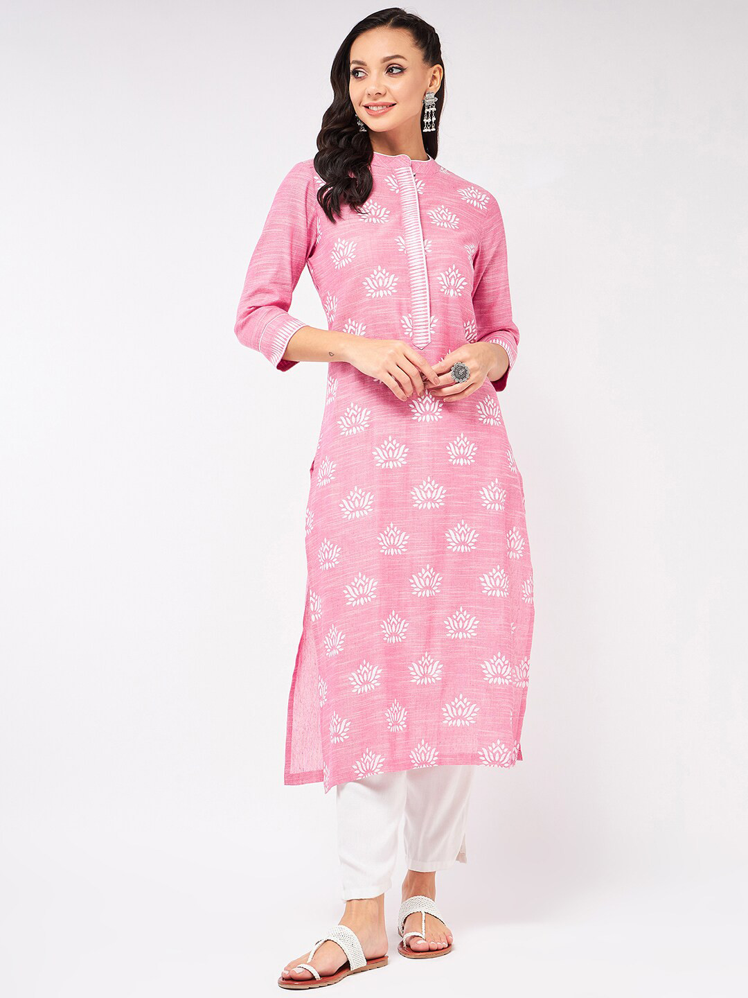 

Pannkh Floral Printed Mandarin Collar Cotton Regular Kurta, Pink