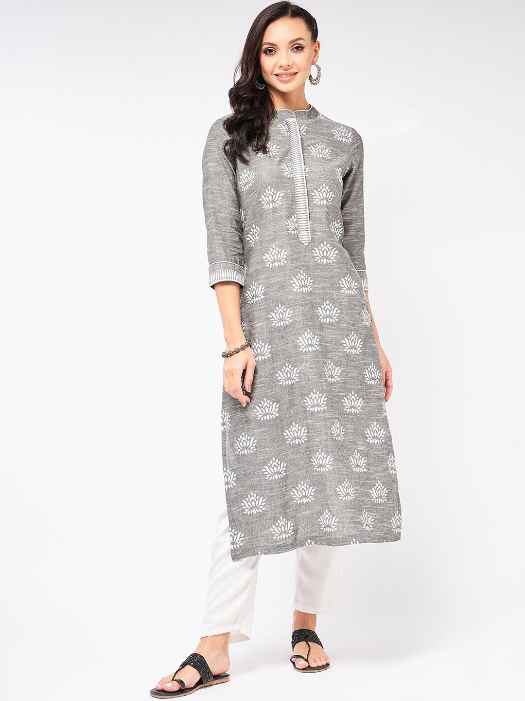 

Pannkh Floral Printed Mandarin Collar Cotton Kurta, Grey