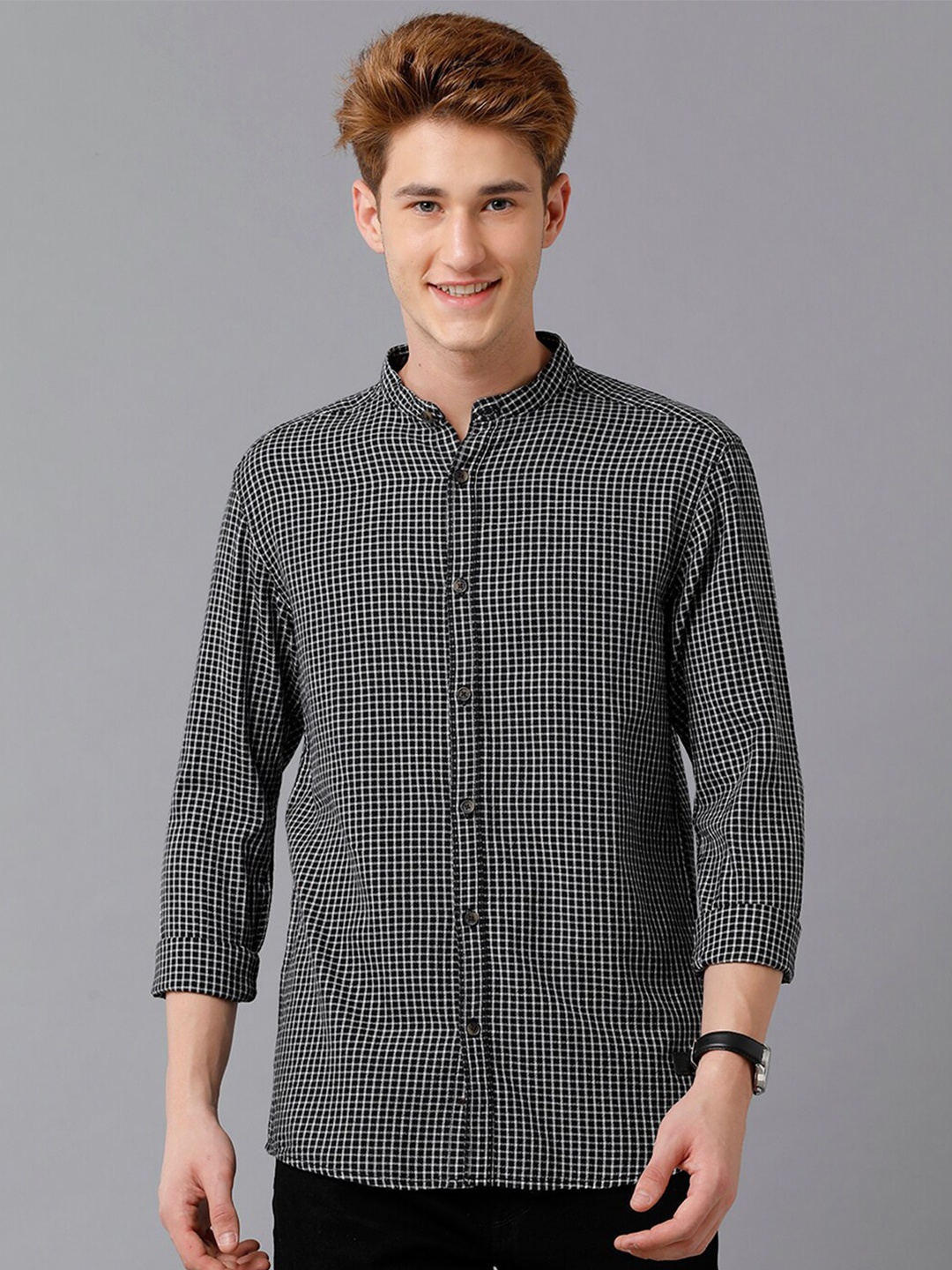 

Voi Jeans Men Slim Fit Checked Opaque Pure Cotton Casual Shirt, Black