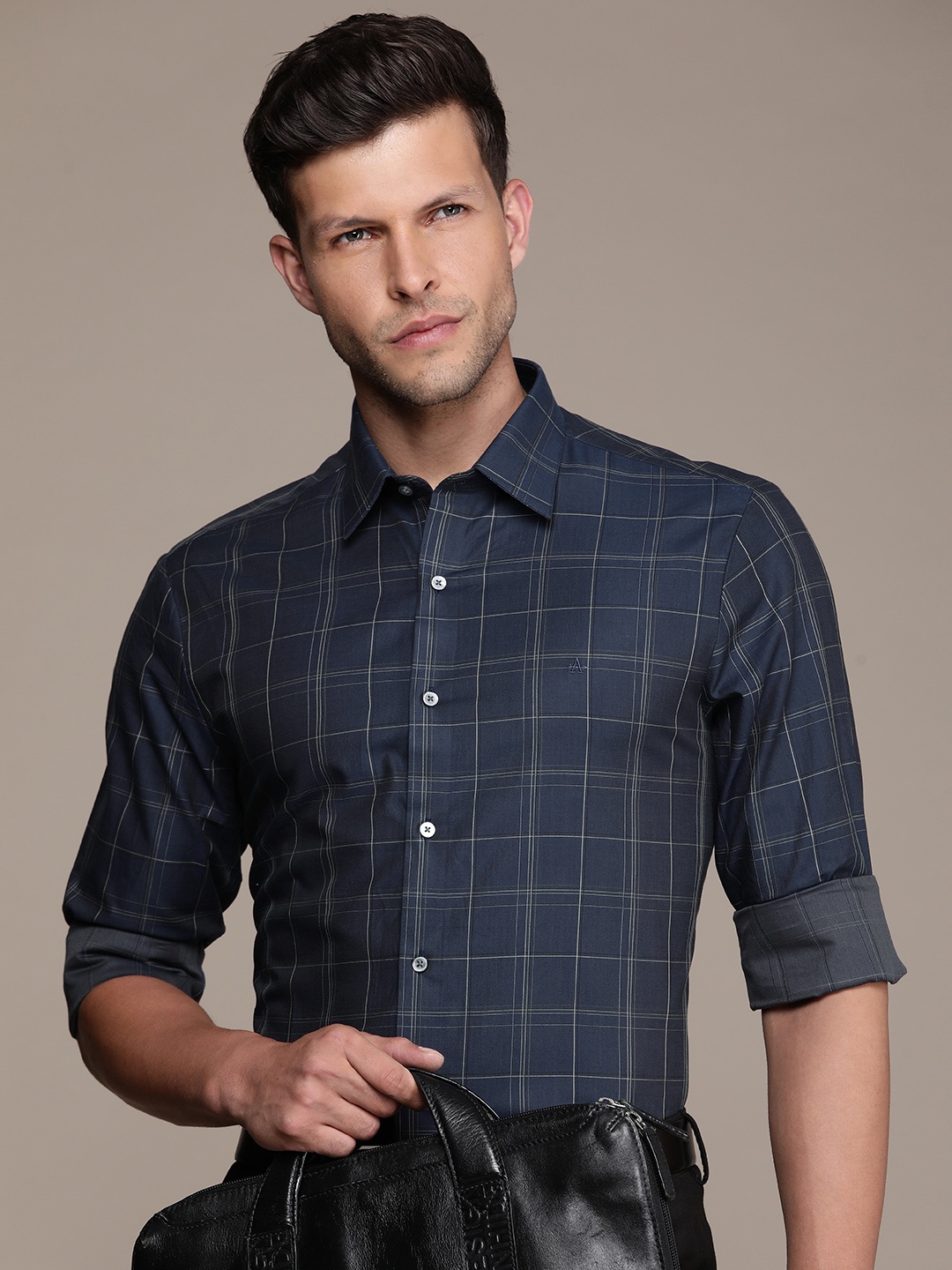 

Arrow Tartan Checked Twill Weave Pure Cotton Formal Shirt, Navy blue