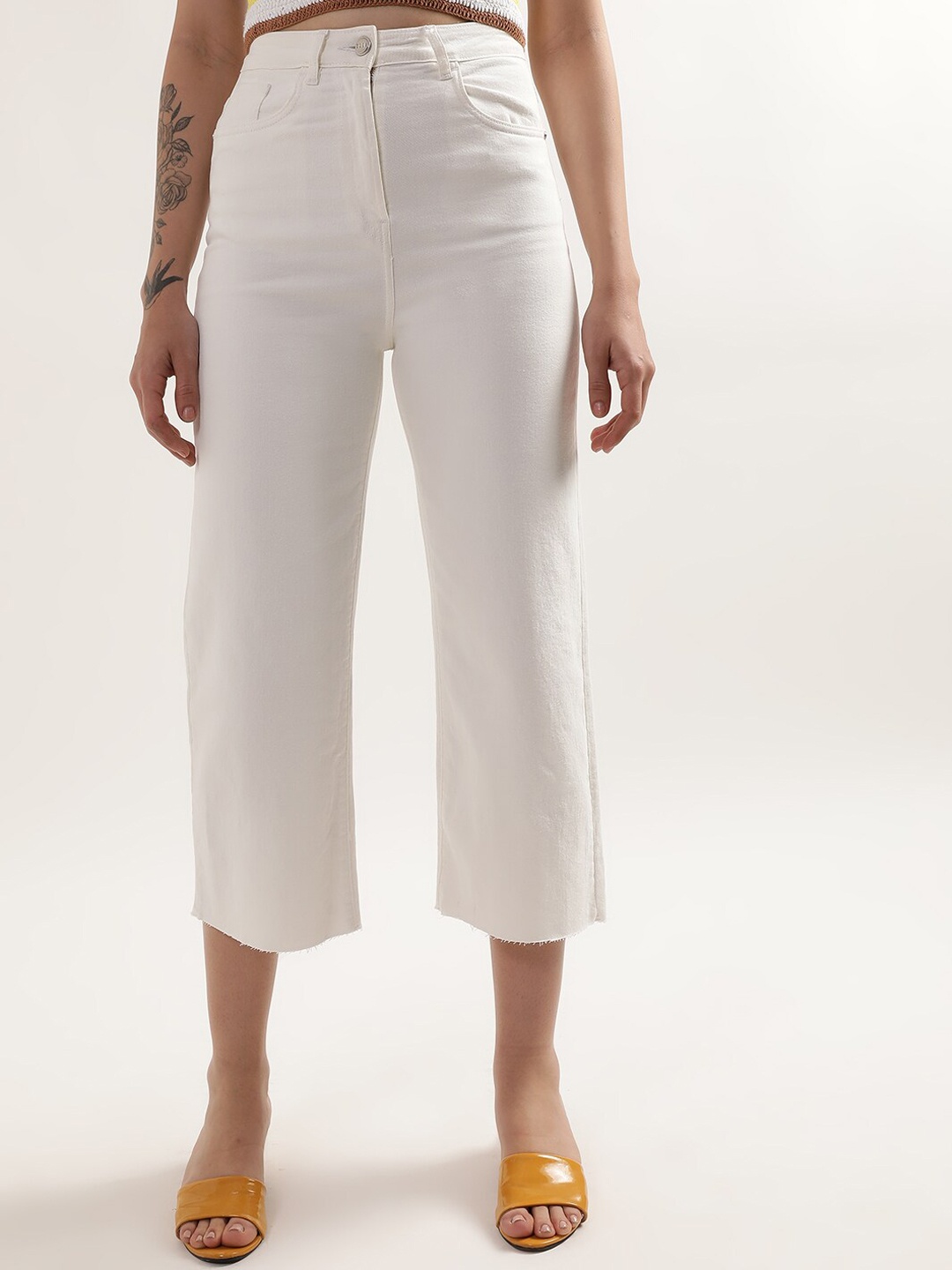 

ELLE Women High-Rise Cropped Cotton Jeans, White
