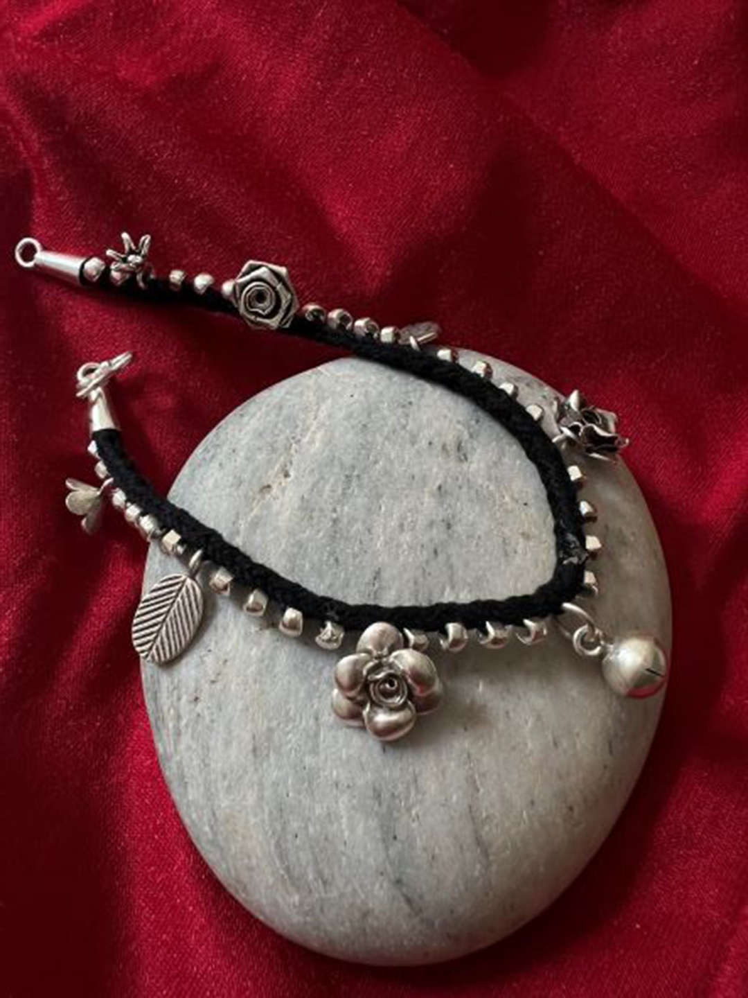 

Arte Jewels 925 Oxidised Silver Thread Anklet