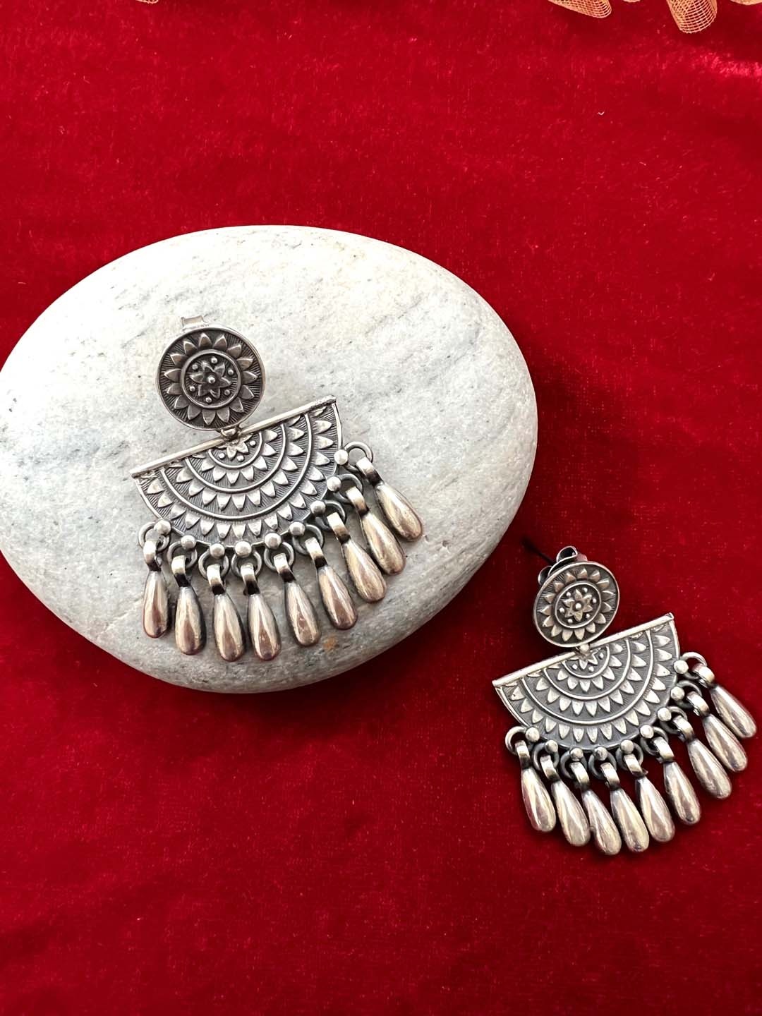 

Arte Jewels Silver-Plated Drop Earrings