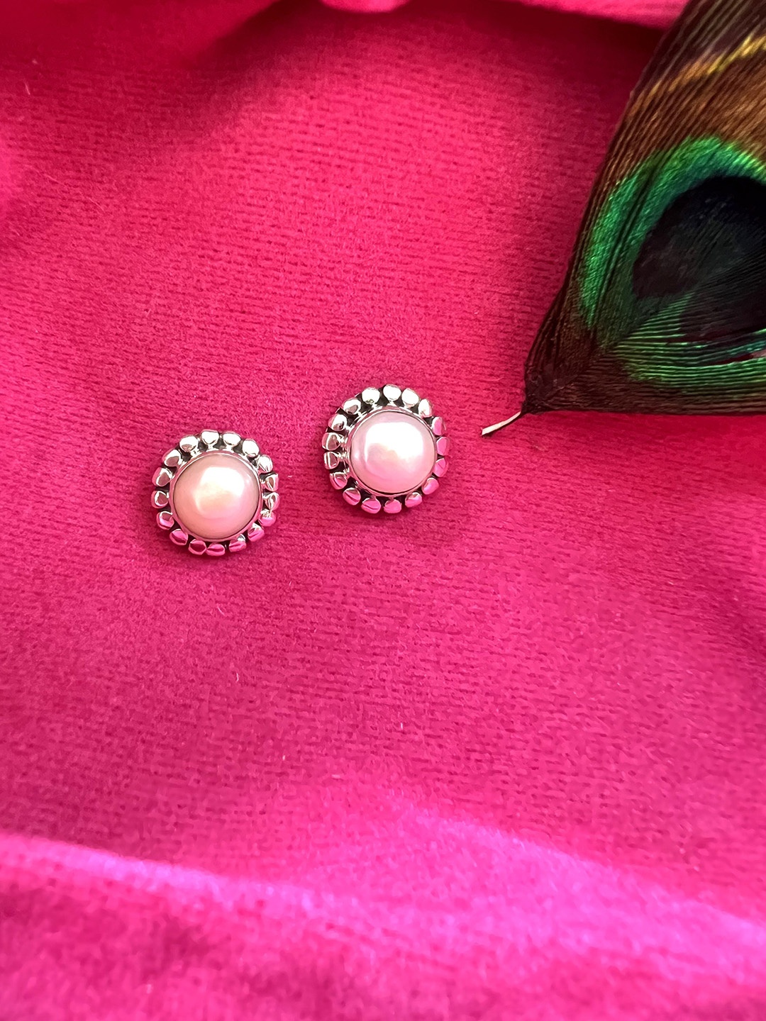 

Arte Jewels Silver-Plated Studded Circular 925 Studs Earrings