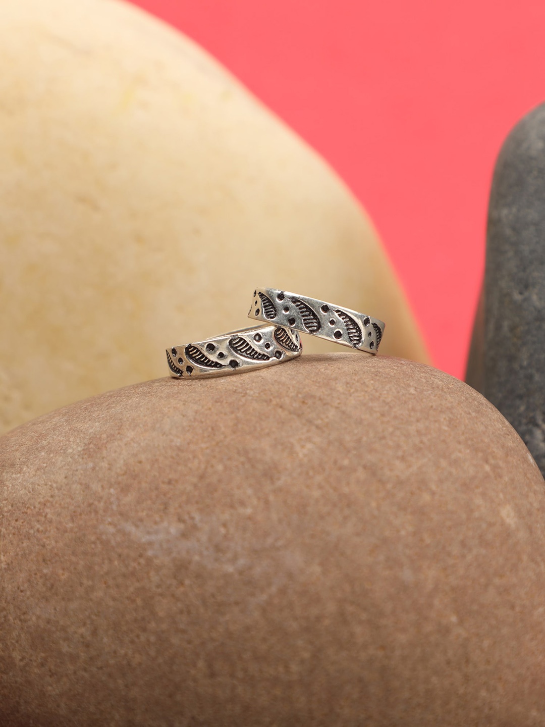

Arte Jewels Set of 2 Silver Toe Ring