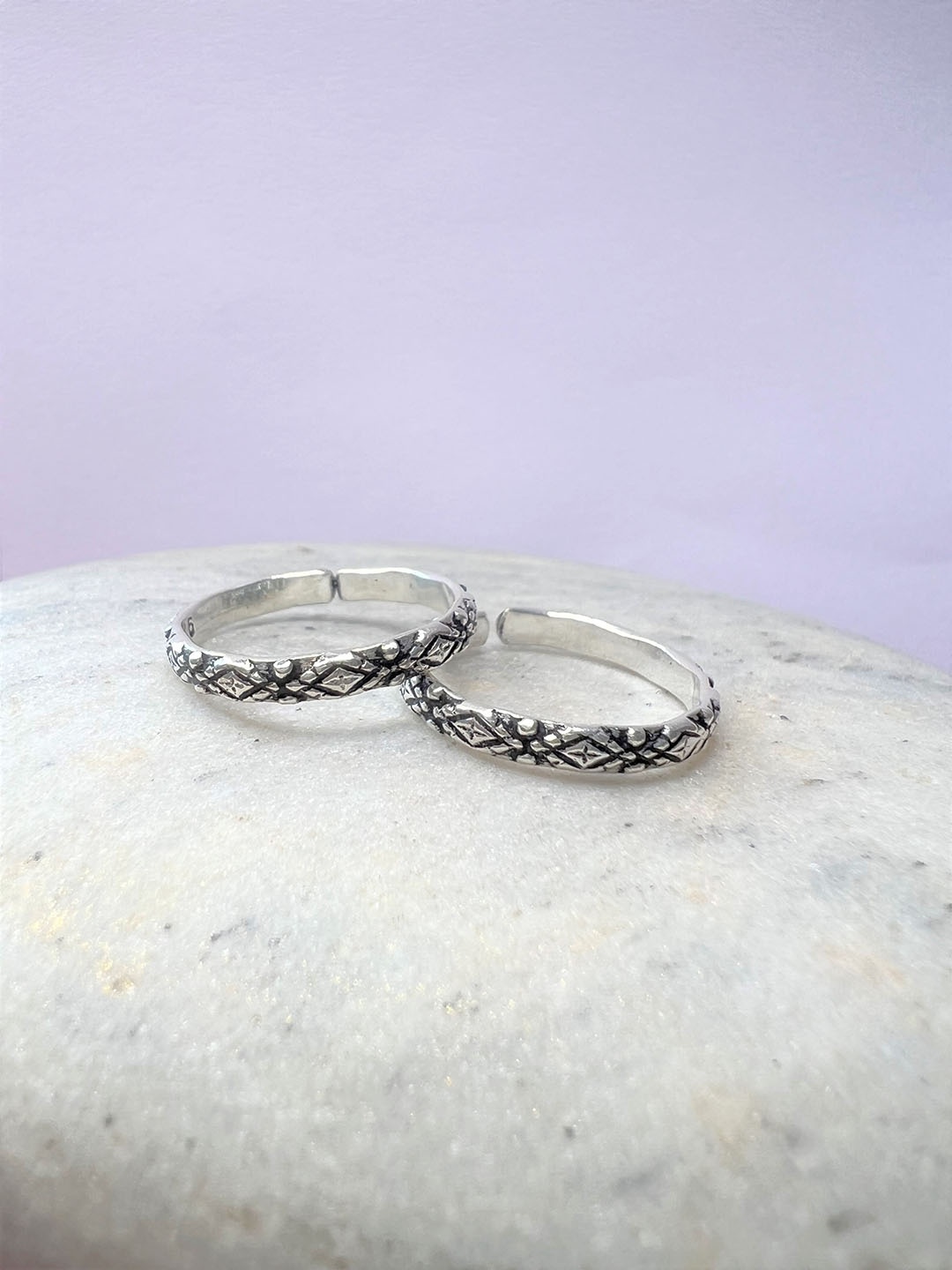 

Arte Jewels Oxidised Toe Rings, Silver