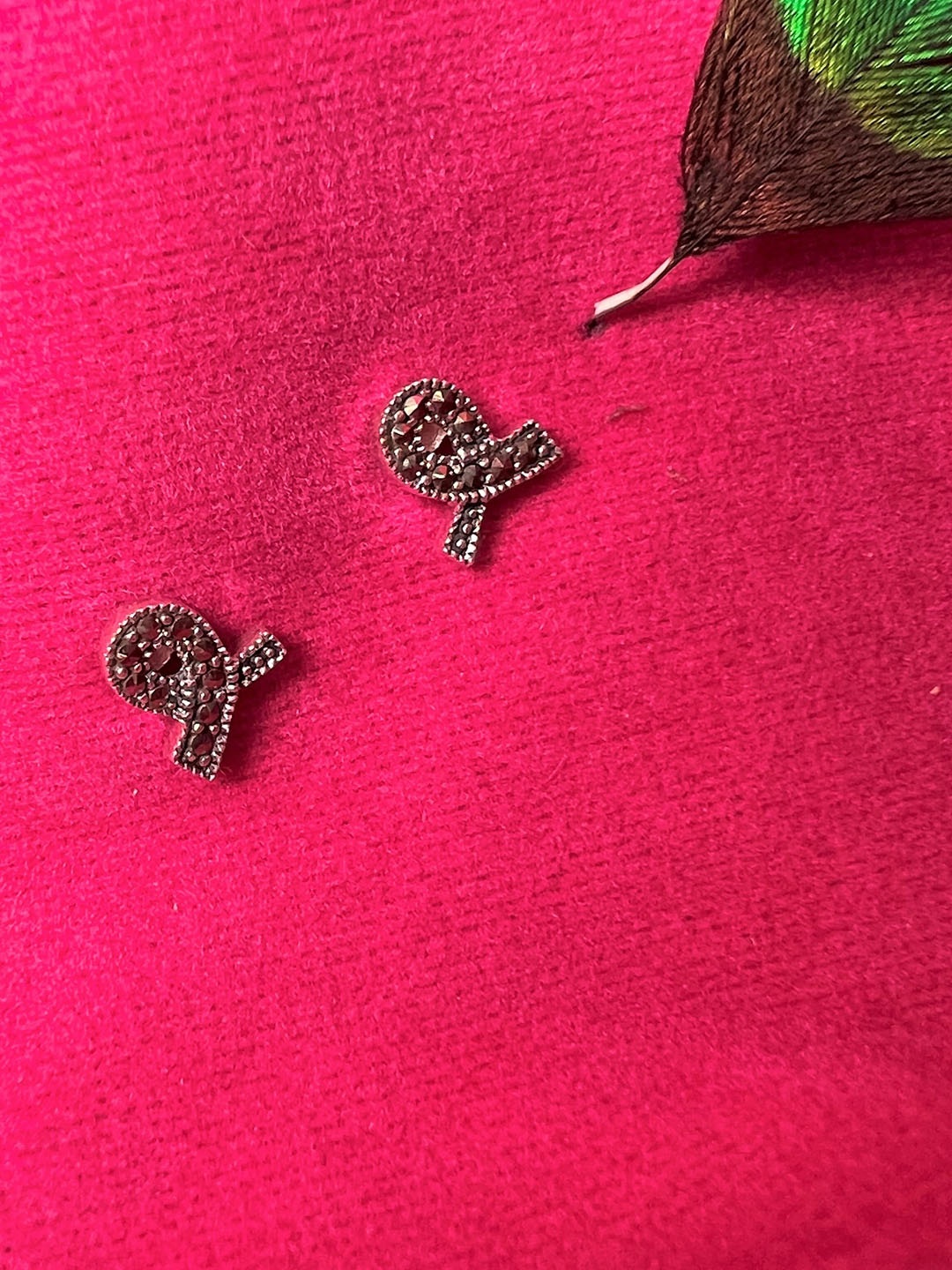

Arte Jewels Stone-Studded Silver Studs Earrings