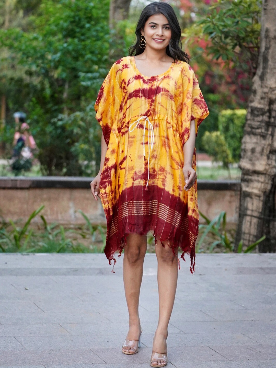 

Kesarya Printed Kimono Sleeves Zari Pure Cotton Kaftan Kurta, Yellow