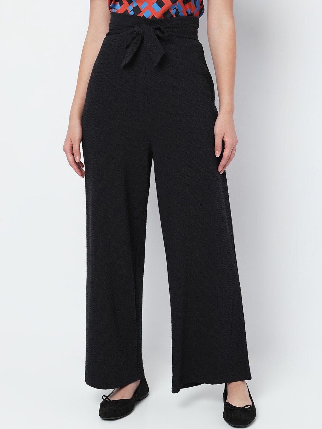 

Vero Moda Women High-Rise Plain Cotton Parallel Trousers, Black