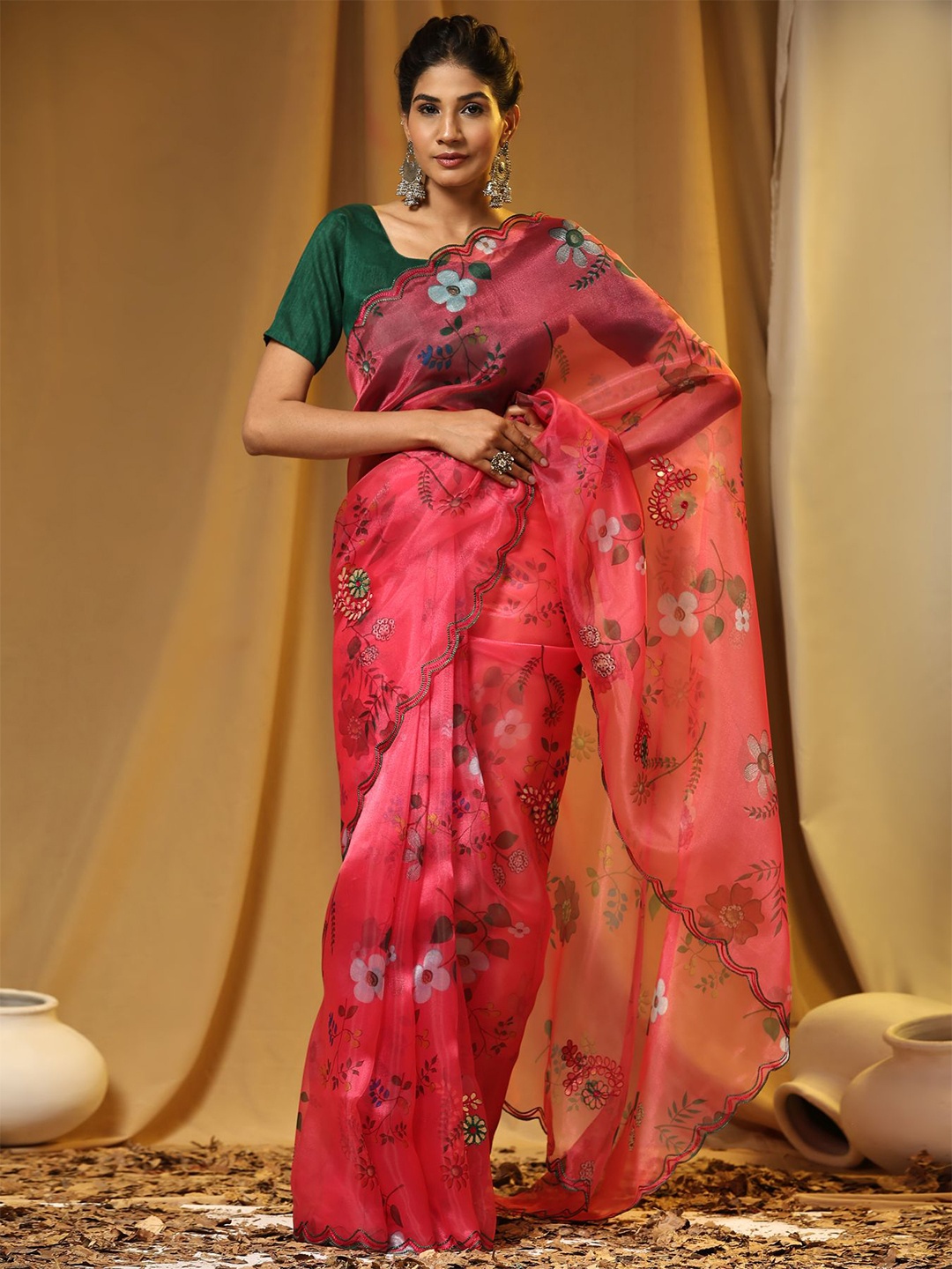

Vastrasky Floral Organza Saree, Red