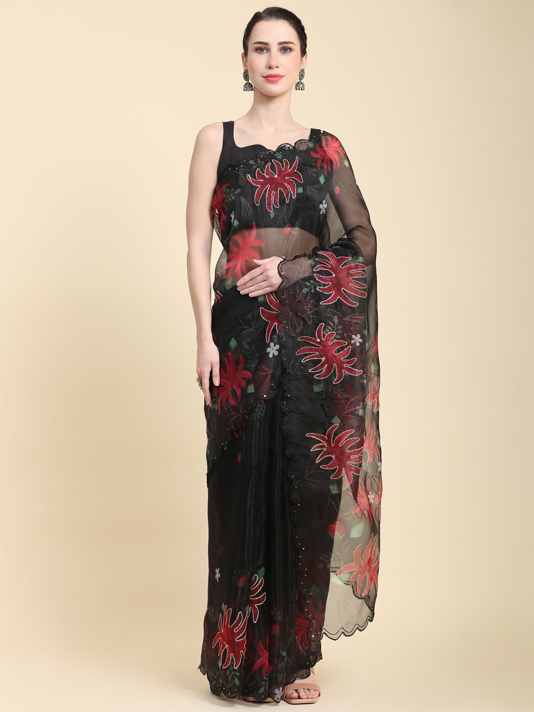 

Vastrasky Global Floral Printed Embroidered Organza Saree, Black