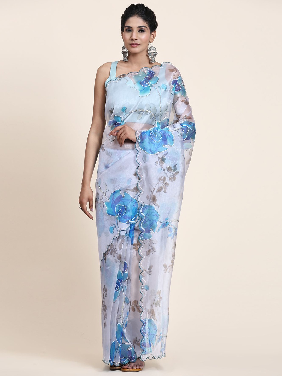 

Vastrasky Global Floral Embroidered Organza Saree, White