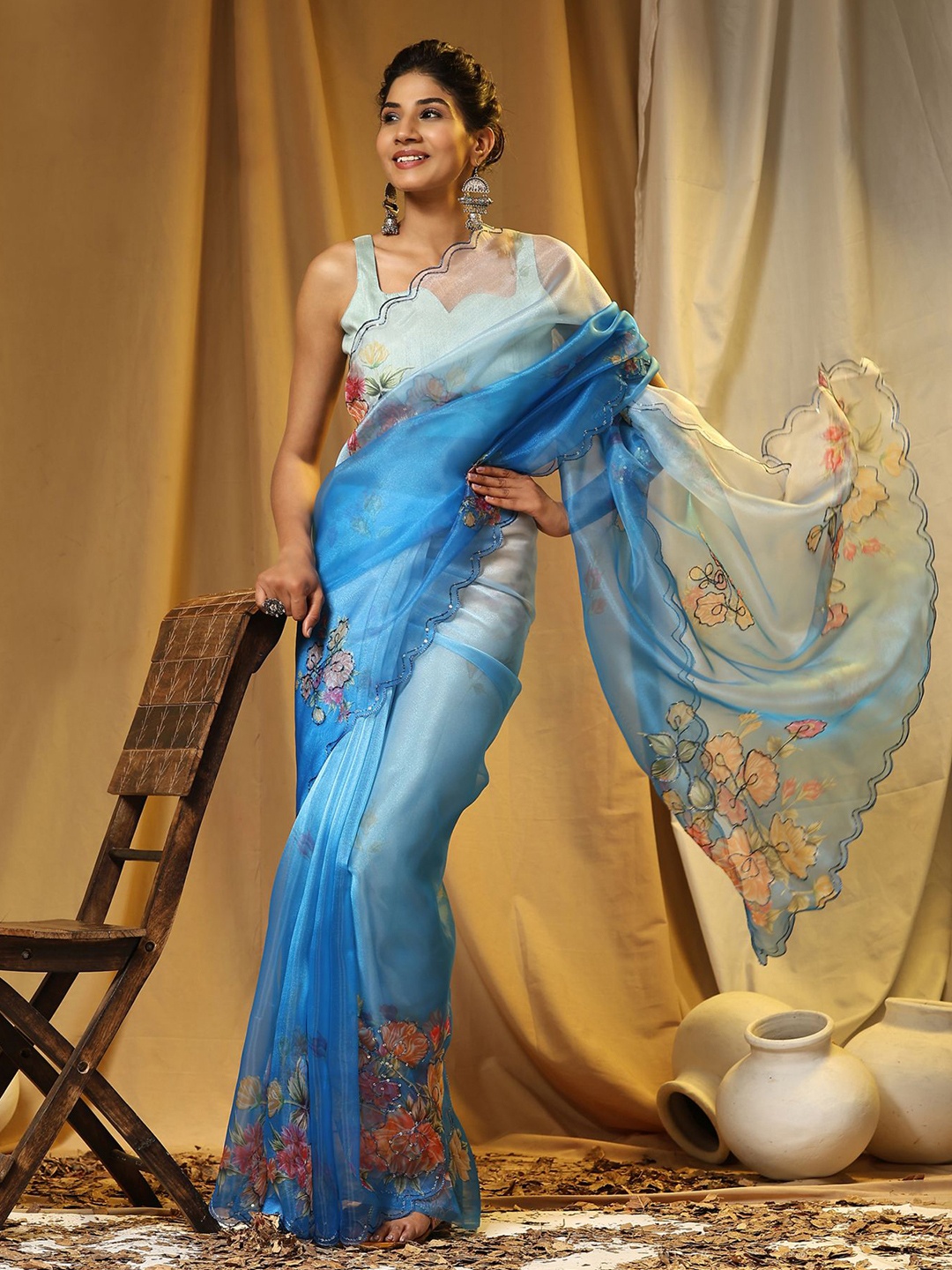 

Vastrasky Floral Printed Embellished Organza Saree, Blue