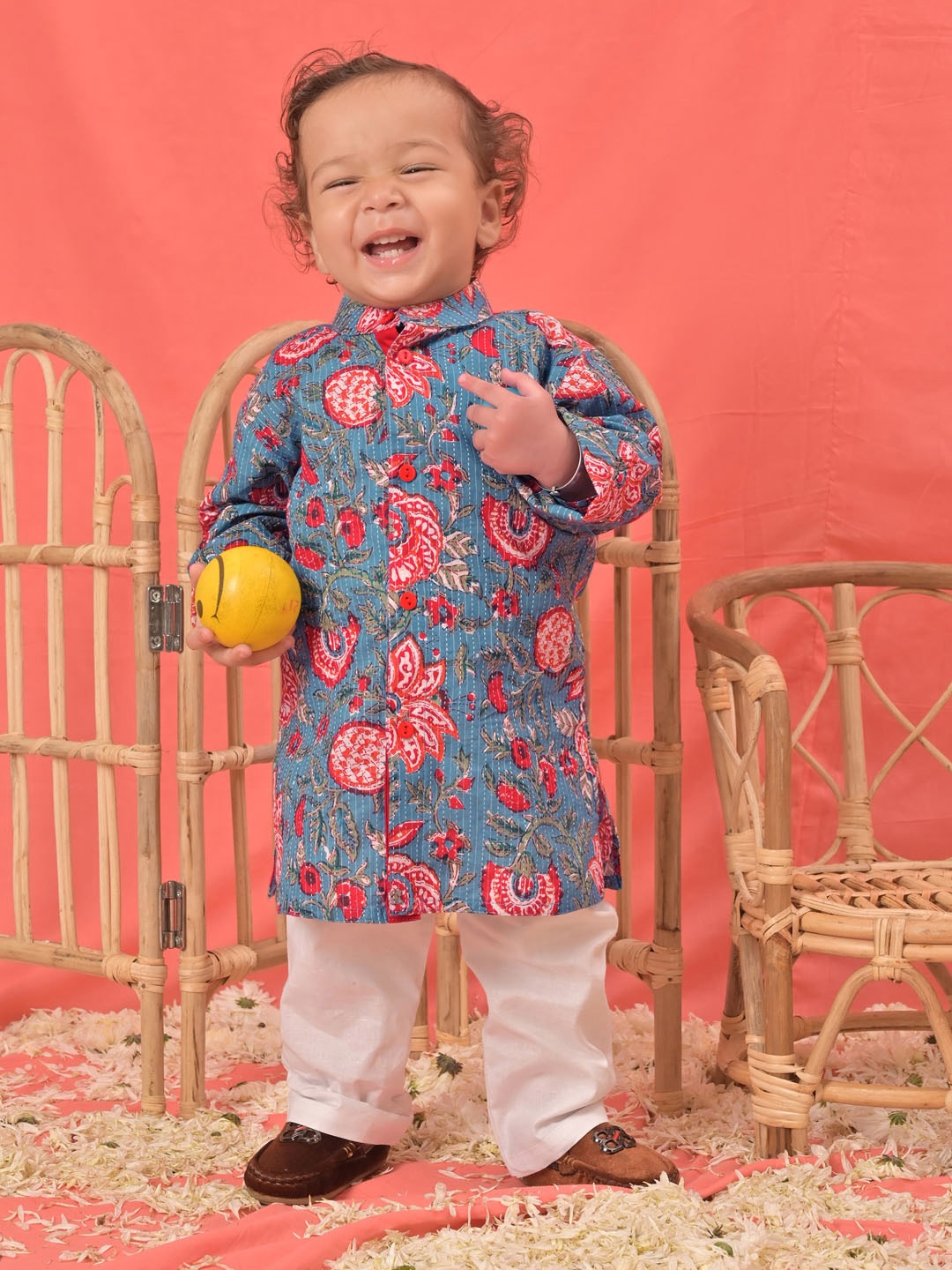 

VASTRAMAY Boys Floral Printed Regular Kurta With Pyjamas, Turquoise blue