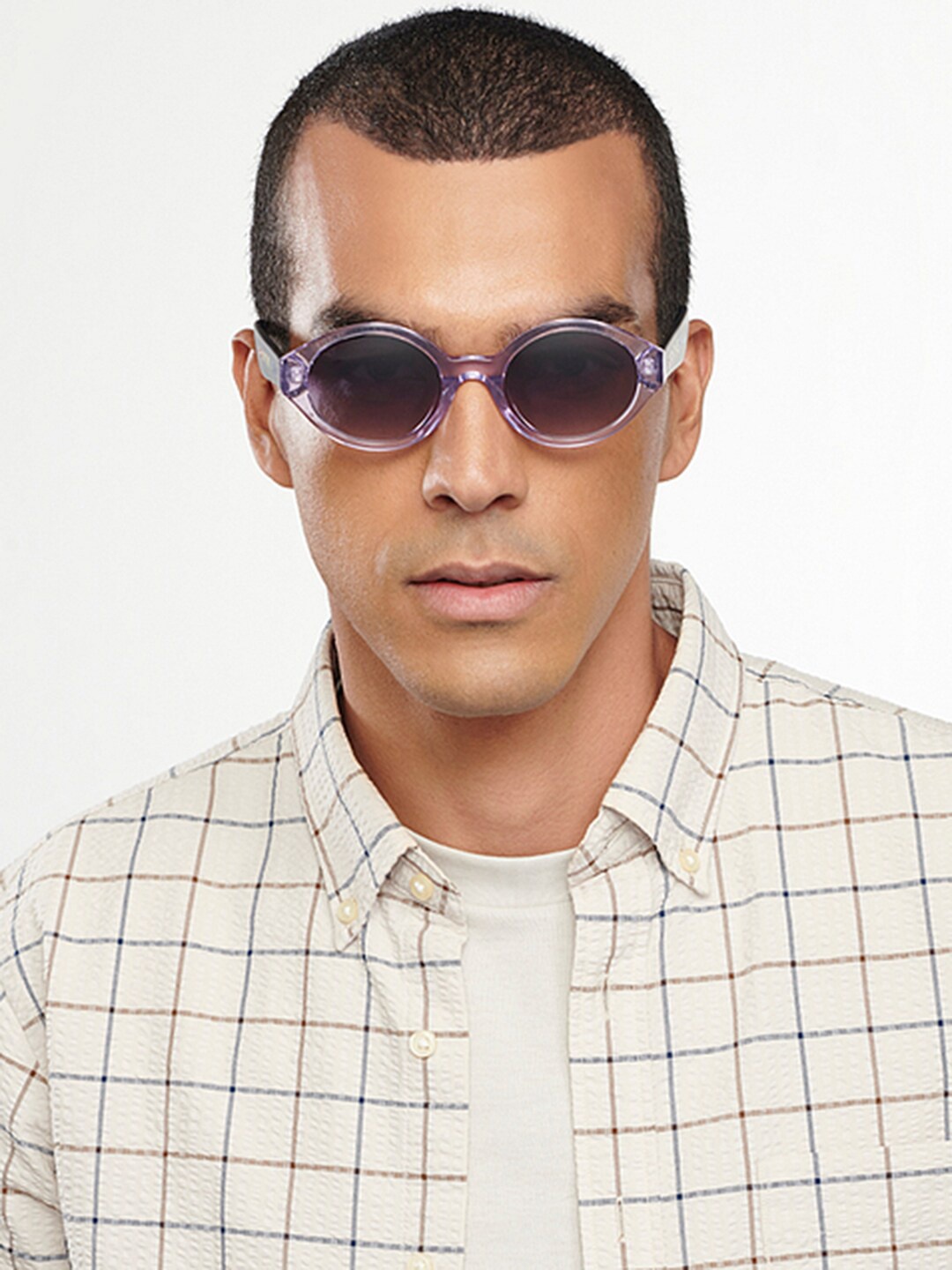 

Vincent Chase by Lenskart Round Sunglasses with Polarised and UV Protected Lens 200585, Grey