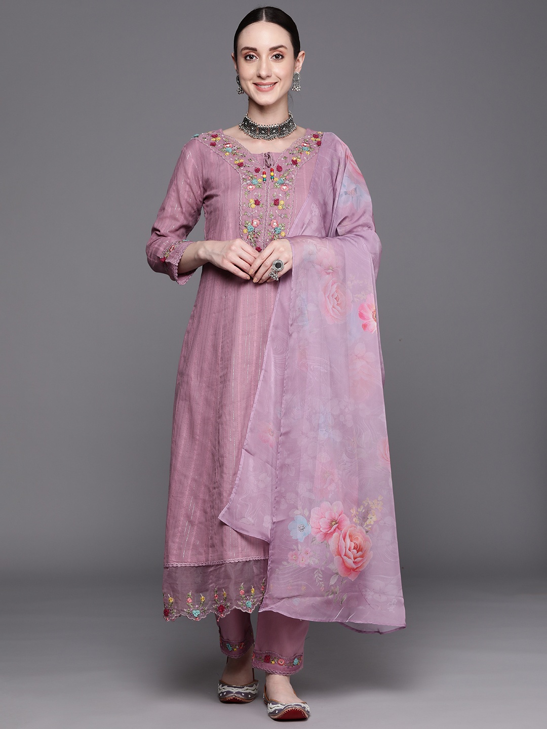 

Indo Era Floral Embroidered Regular Thread Work Pure Cotton Kurta With Trousers & Dupatta, Lavender