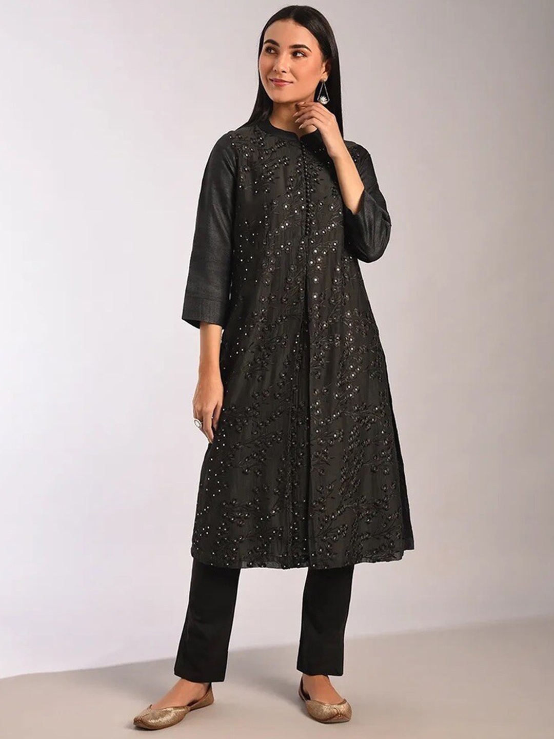 

SMRITI GUPTA Floral Embroidered Mirror Work Chanderi Cotton Kurta, Black