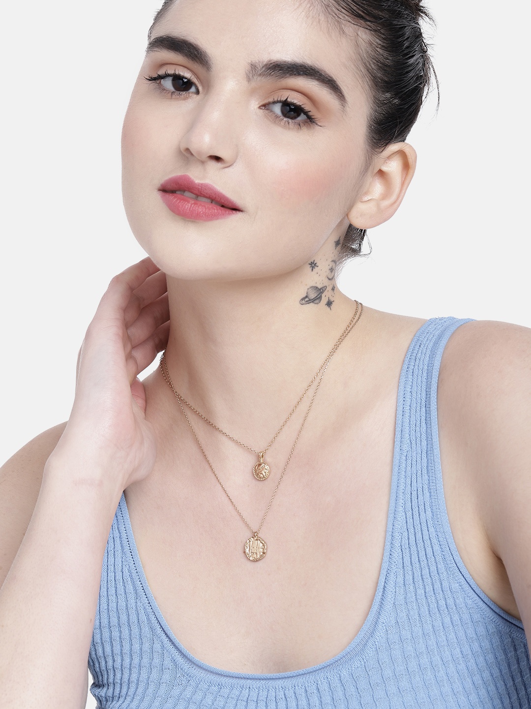 

DressBerry Women Textured Coin Charm Layered Pendant With Chain, Gold