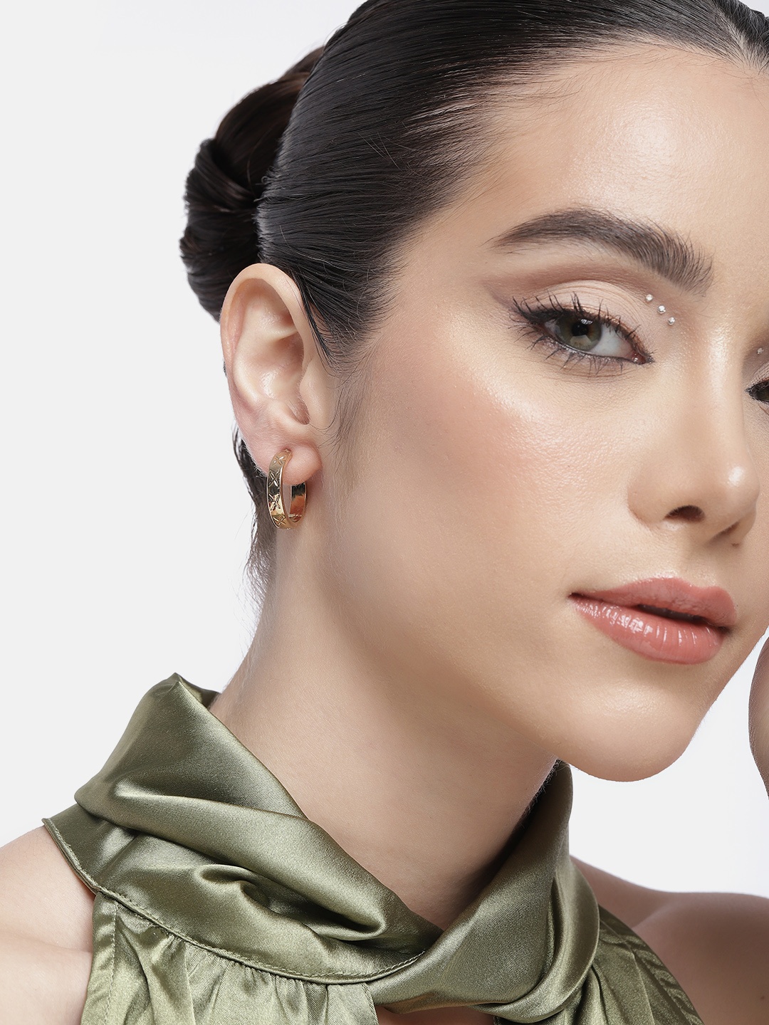 

DressBerry Textured Circular Hoop Earrings, Gold