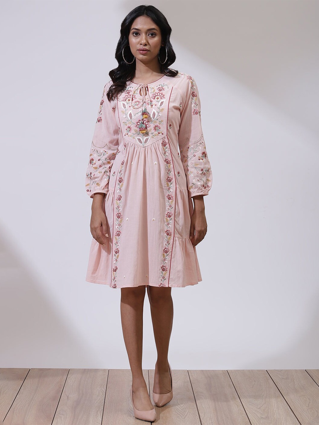 

Lakshita Plus Size Floral Embroidered Tie-Up Neck A-Line Dress, Pink