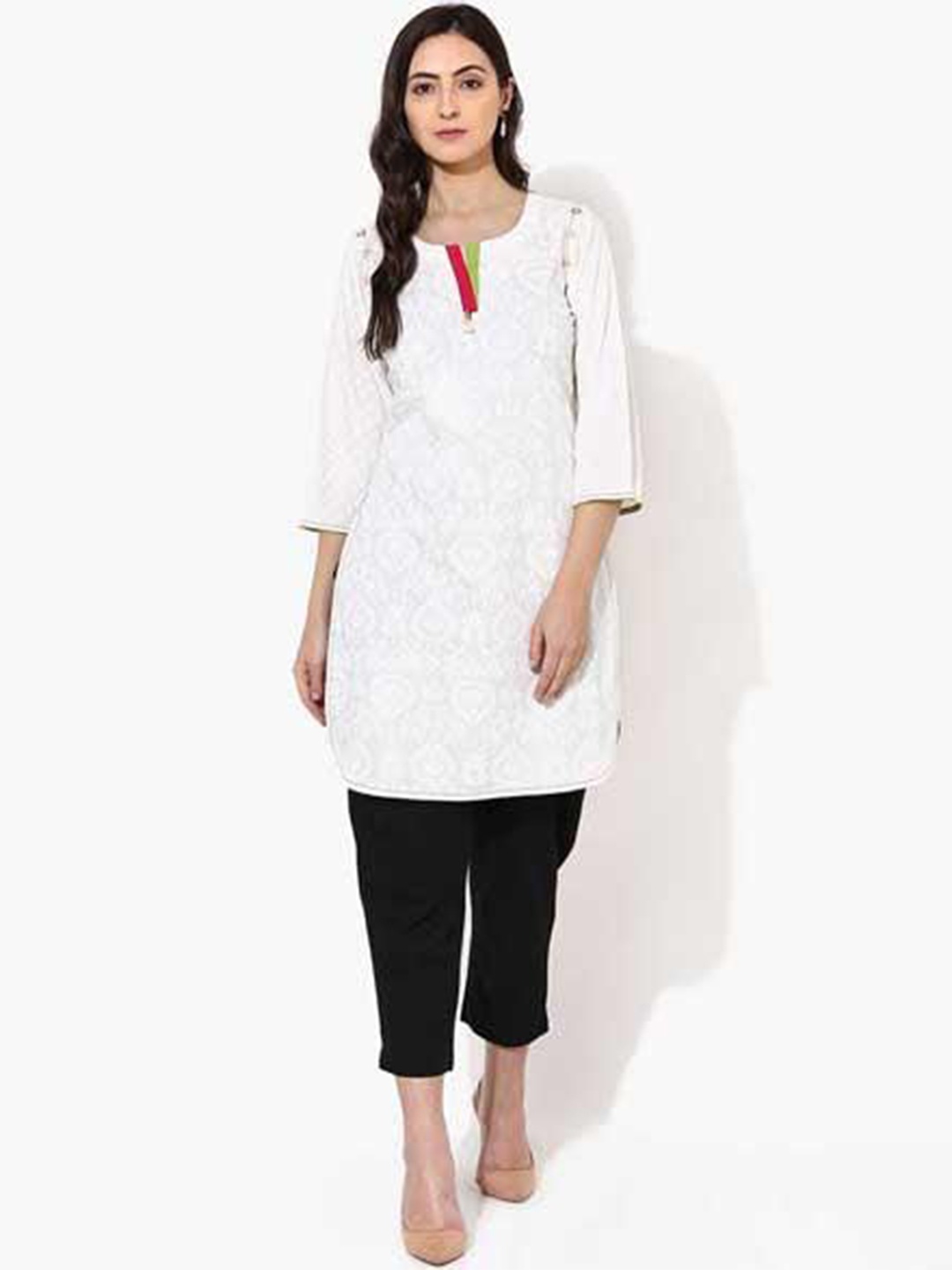 

Lakshita Women Off White Kurta
