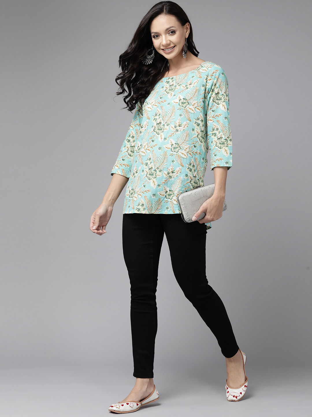 

Prakrti Floral Printed Boat Neck Pure Cotton Kurti, Turquoise blue
