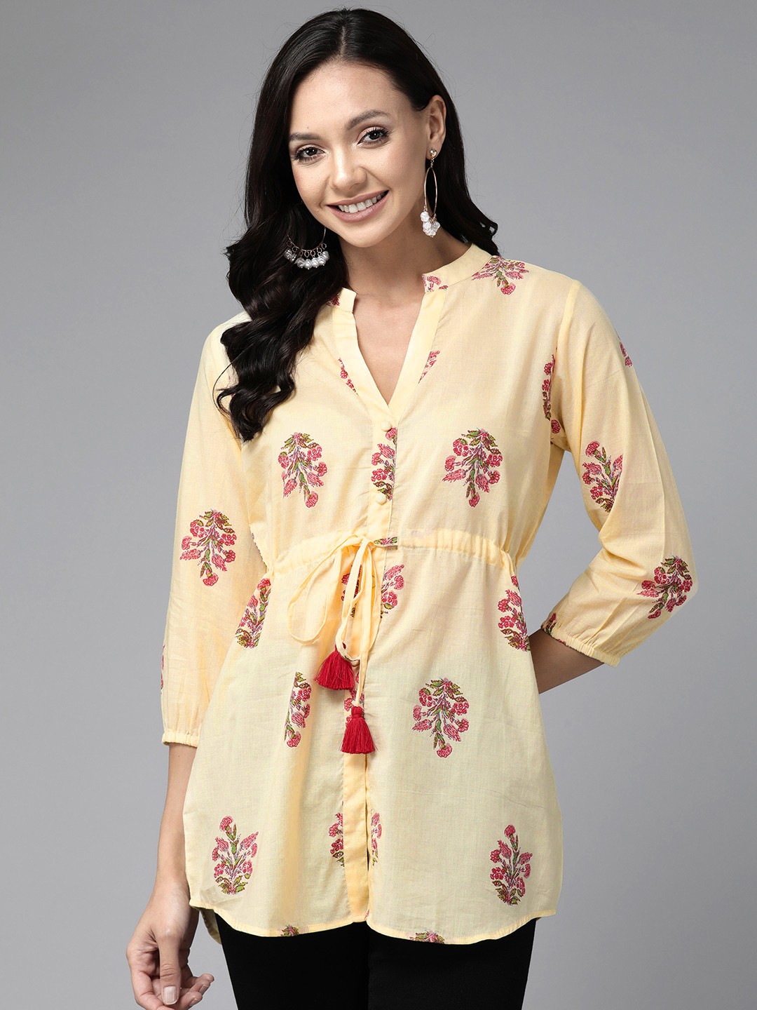 

Prakrti Floral Printed Mandarin Collar Puff Sleeves Pure Cotton Kurti, Cream