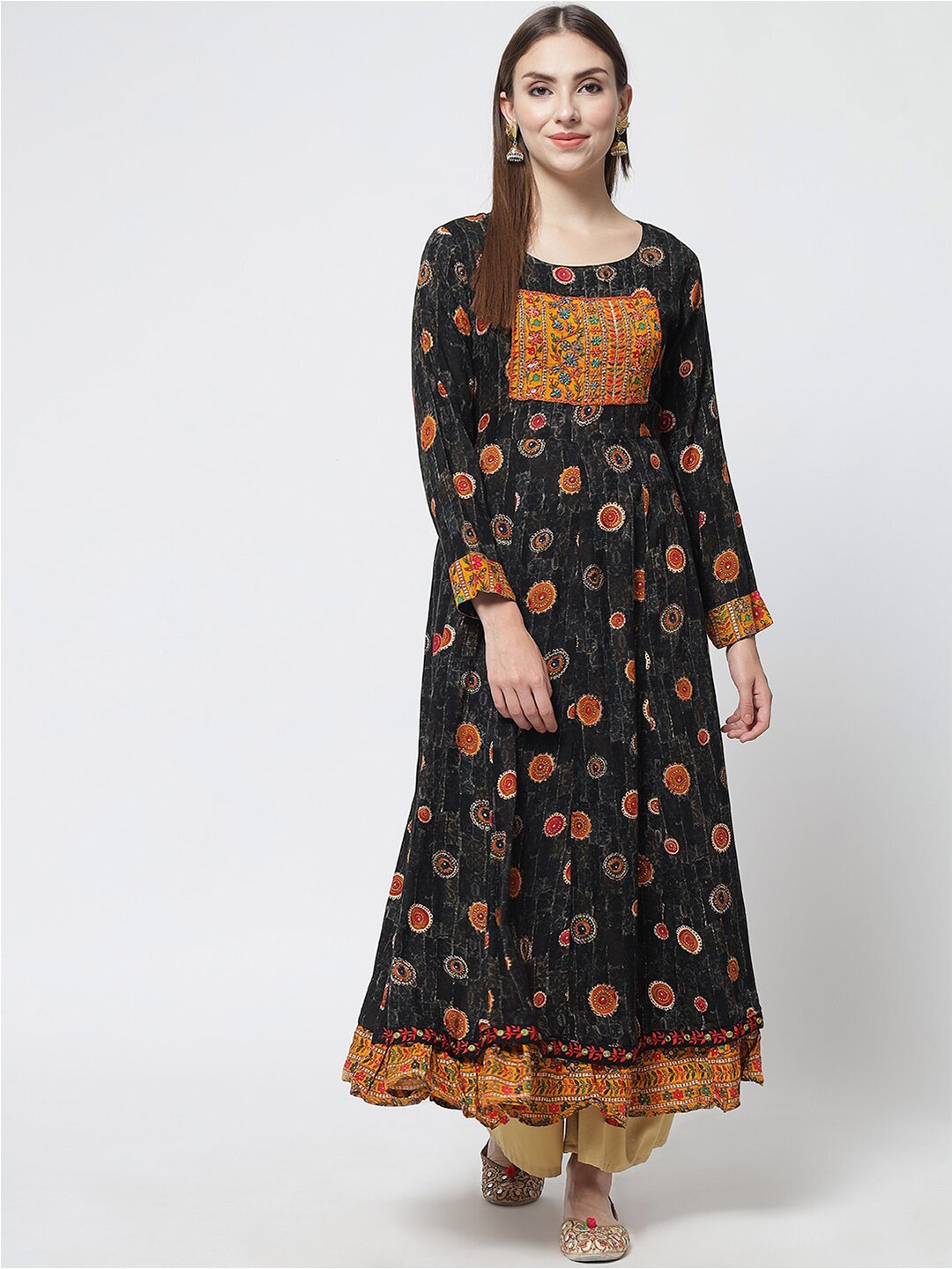 

Spera Round Neck Ethnic Motifs Printed Anarkali Kurta, Black