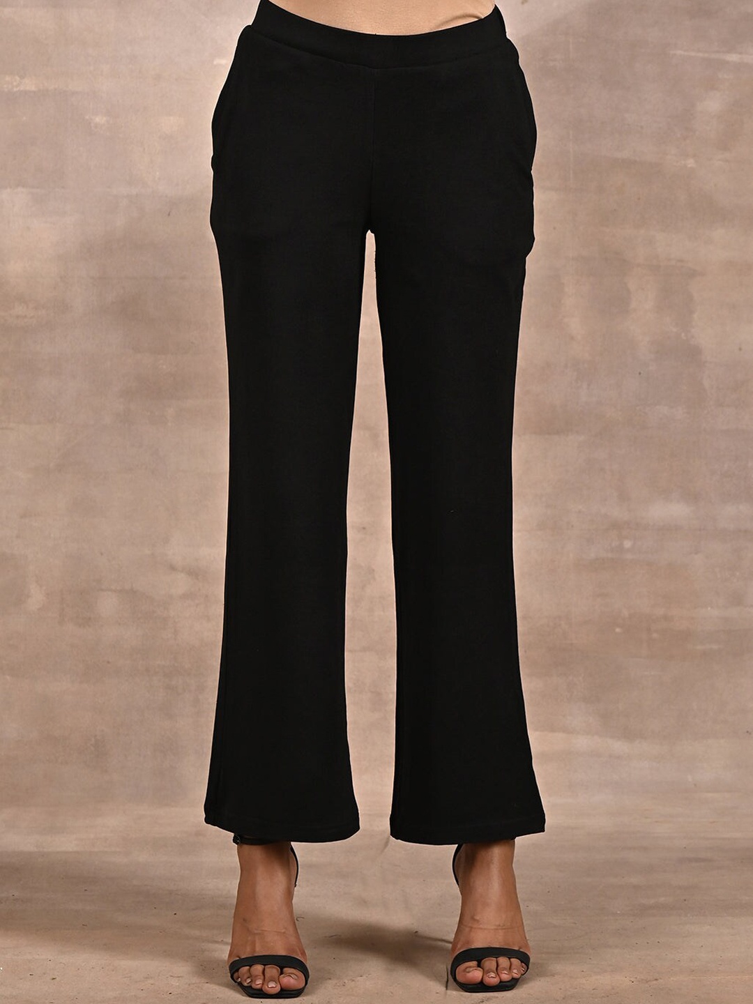 

Lakshita Women Smart Straight Fit Trousers, Black