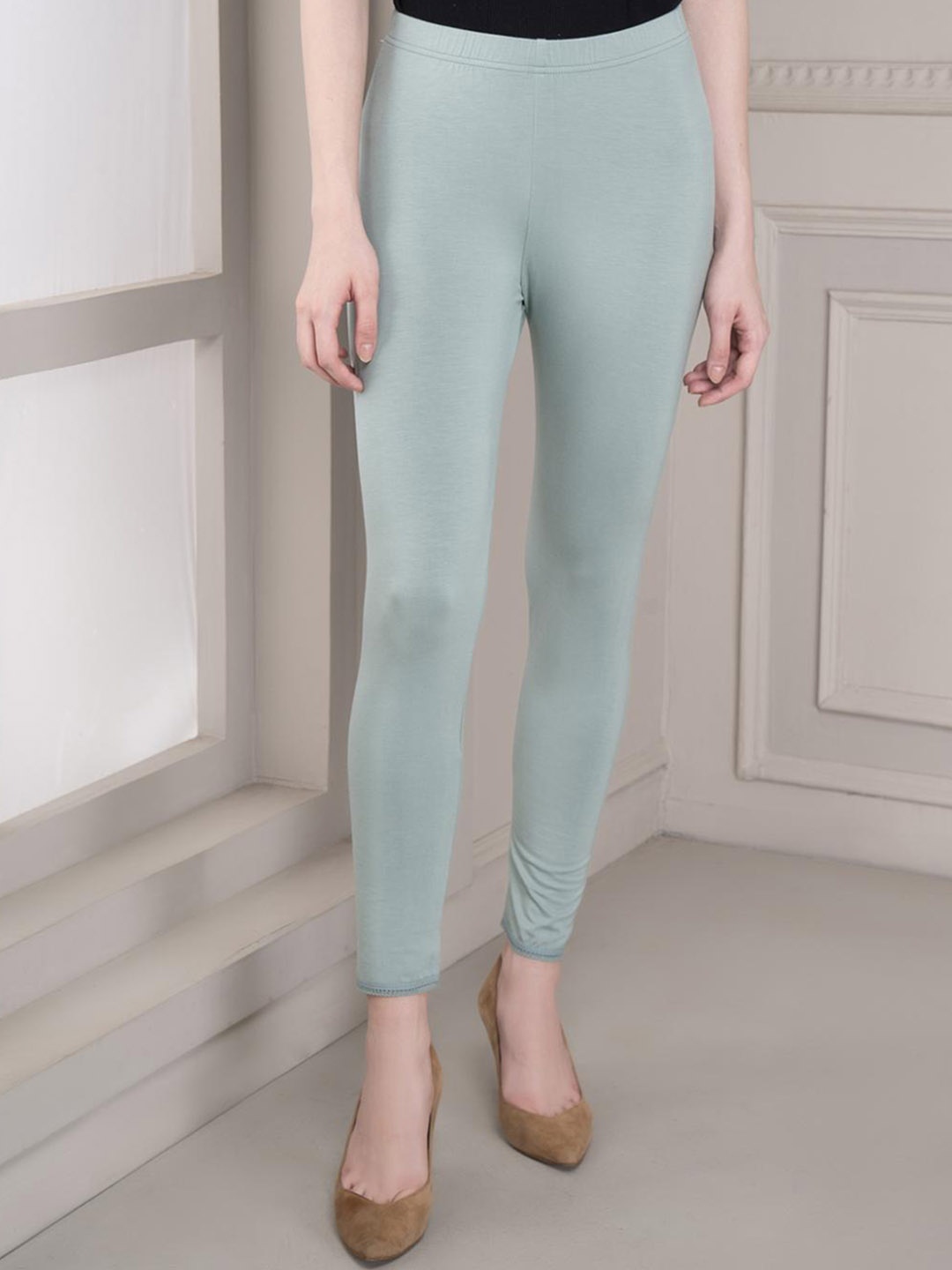 

Lakshita Ankle Length Leggings, Blue