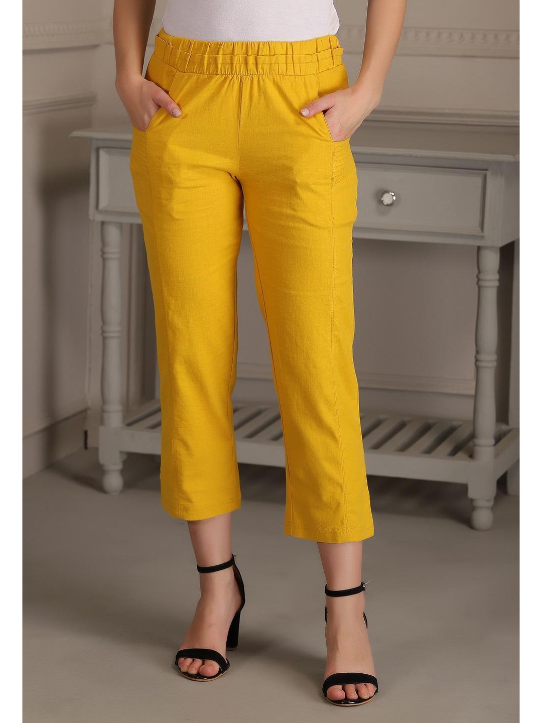 

Lakshita Women Mid-Rise Trousers, Yellow