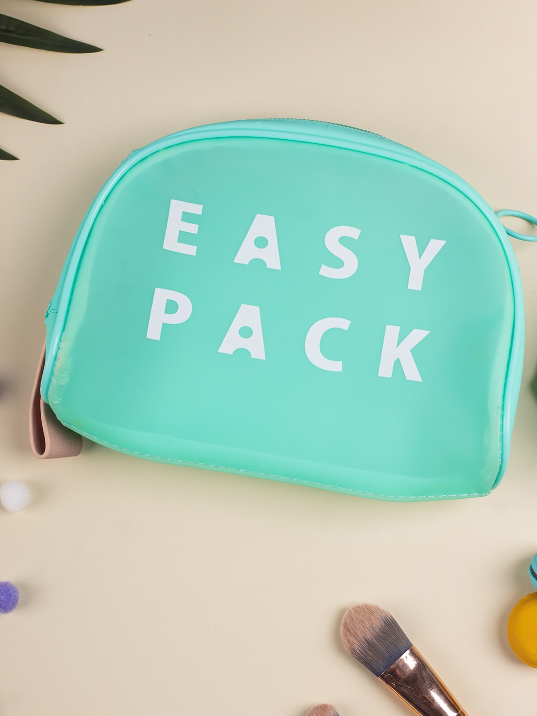 

MARKET99 D-Shaped Printed Travel Accessory, Green