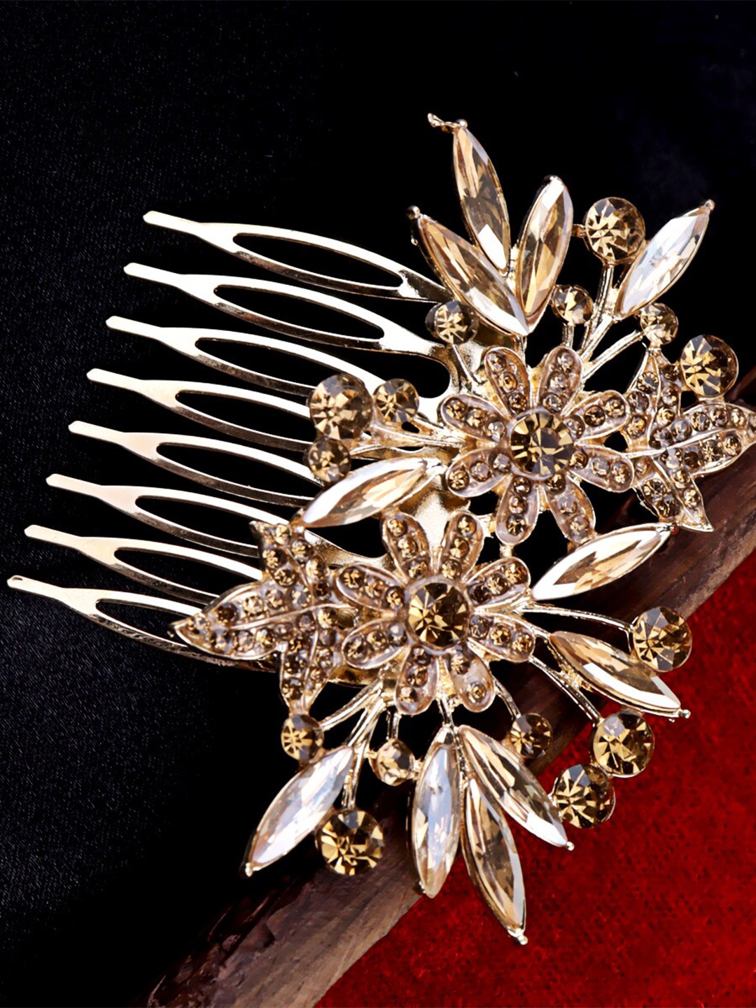 

Krelin Women Embellished Comb Pin, Gold